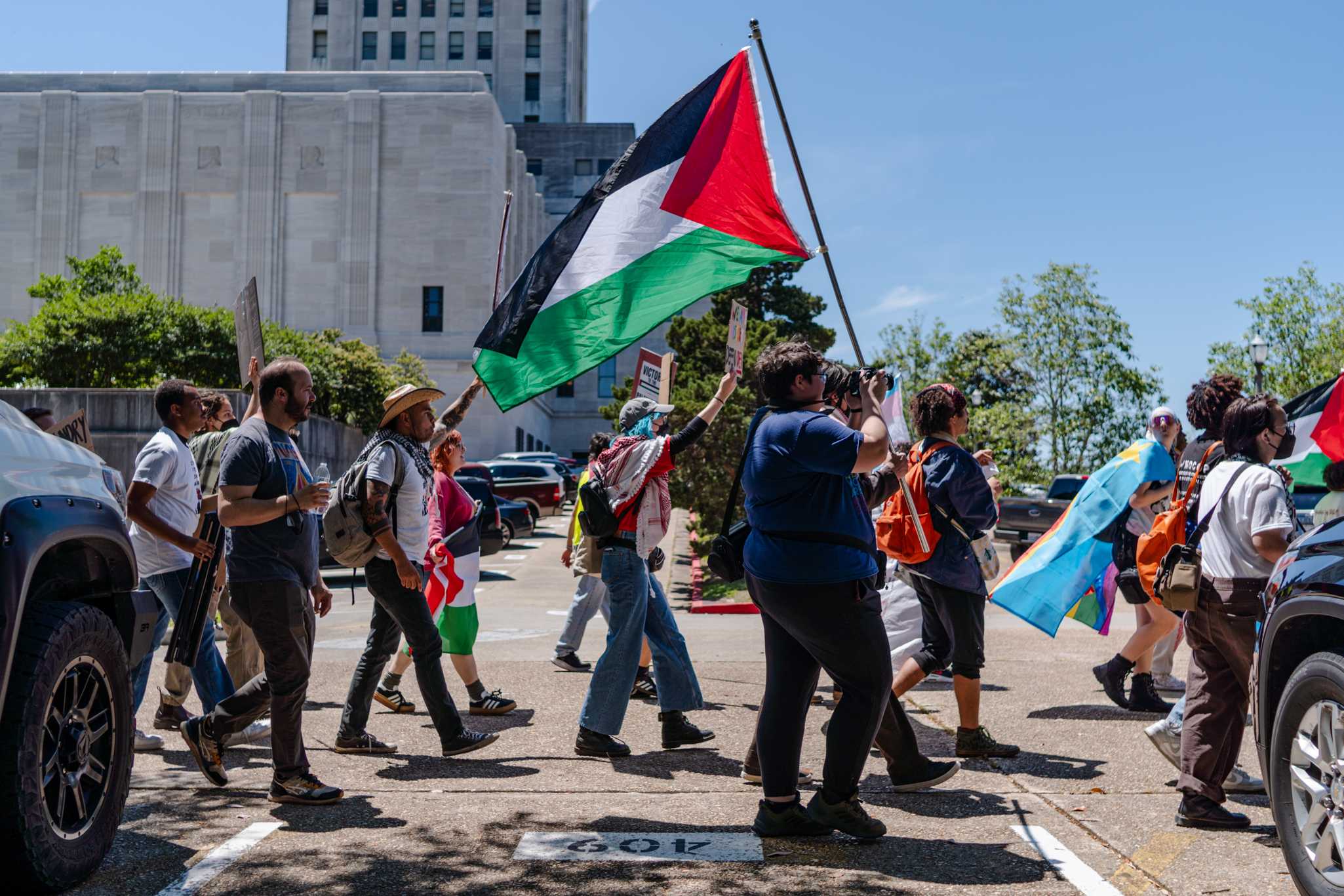 Students march on Capitol protesting Landry administration