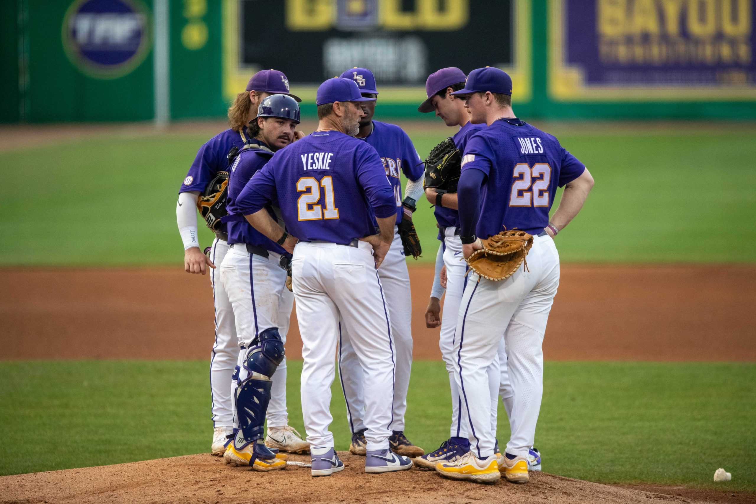 PHOTOS: LSU baseball wins 6-4 against Texas A&M in second game of the series