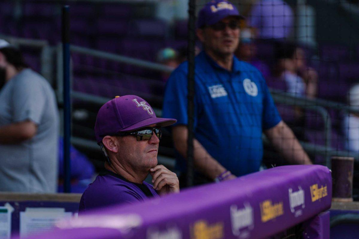 LSU baseball head coach Jay Johnson watches the team warmup on Friday, June 2, 2023, prior to LSU&#8217;s regional 7-2 win against Tulane in Baton Rouge, La.