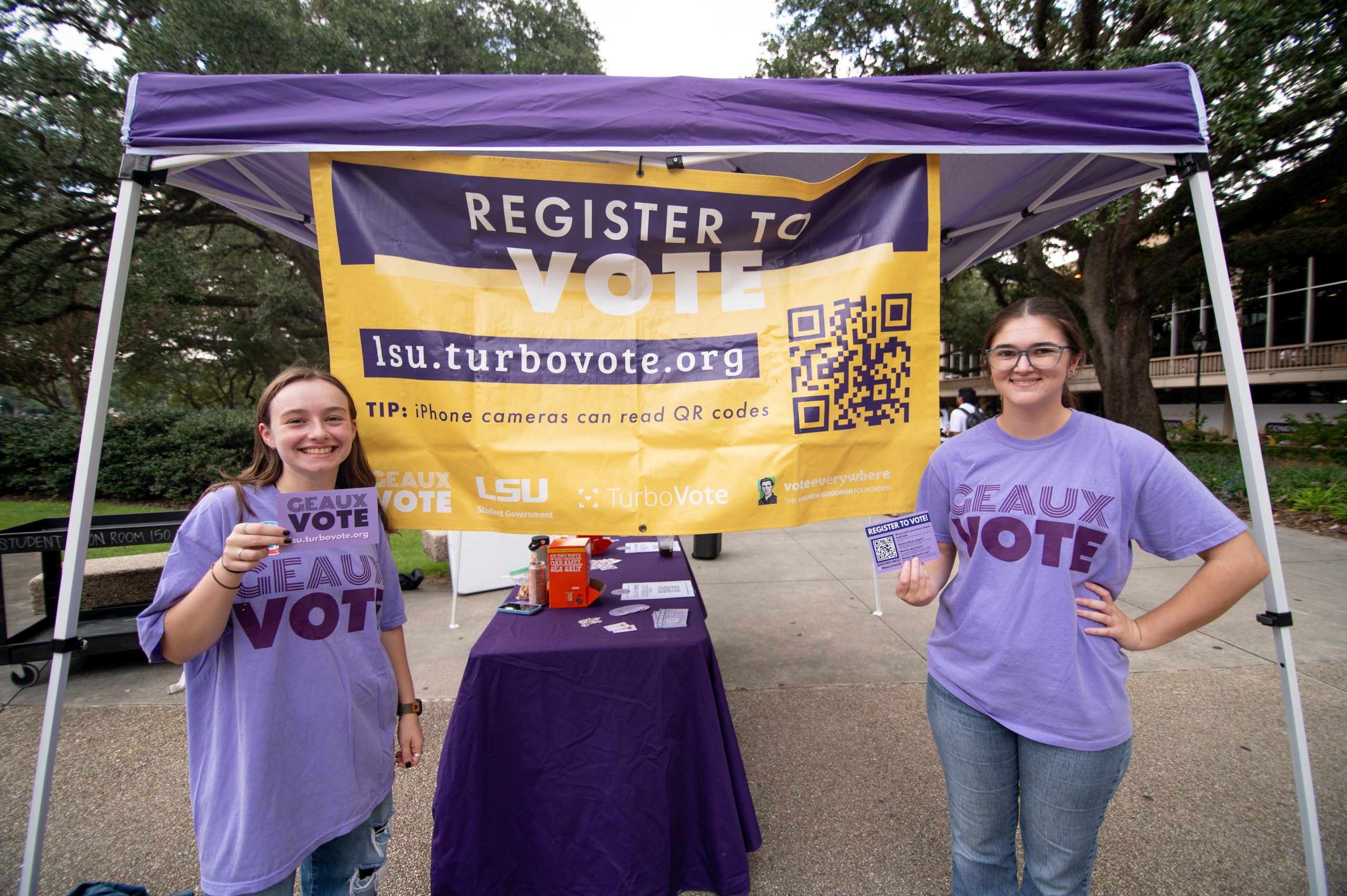 LSU student organization urges students to &#8216;geaux vote&#8217; on National Voter Registration Day