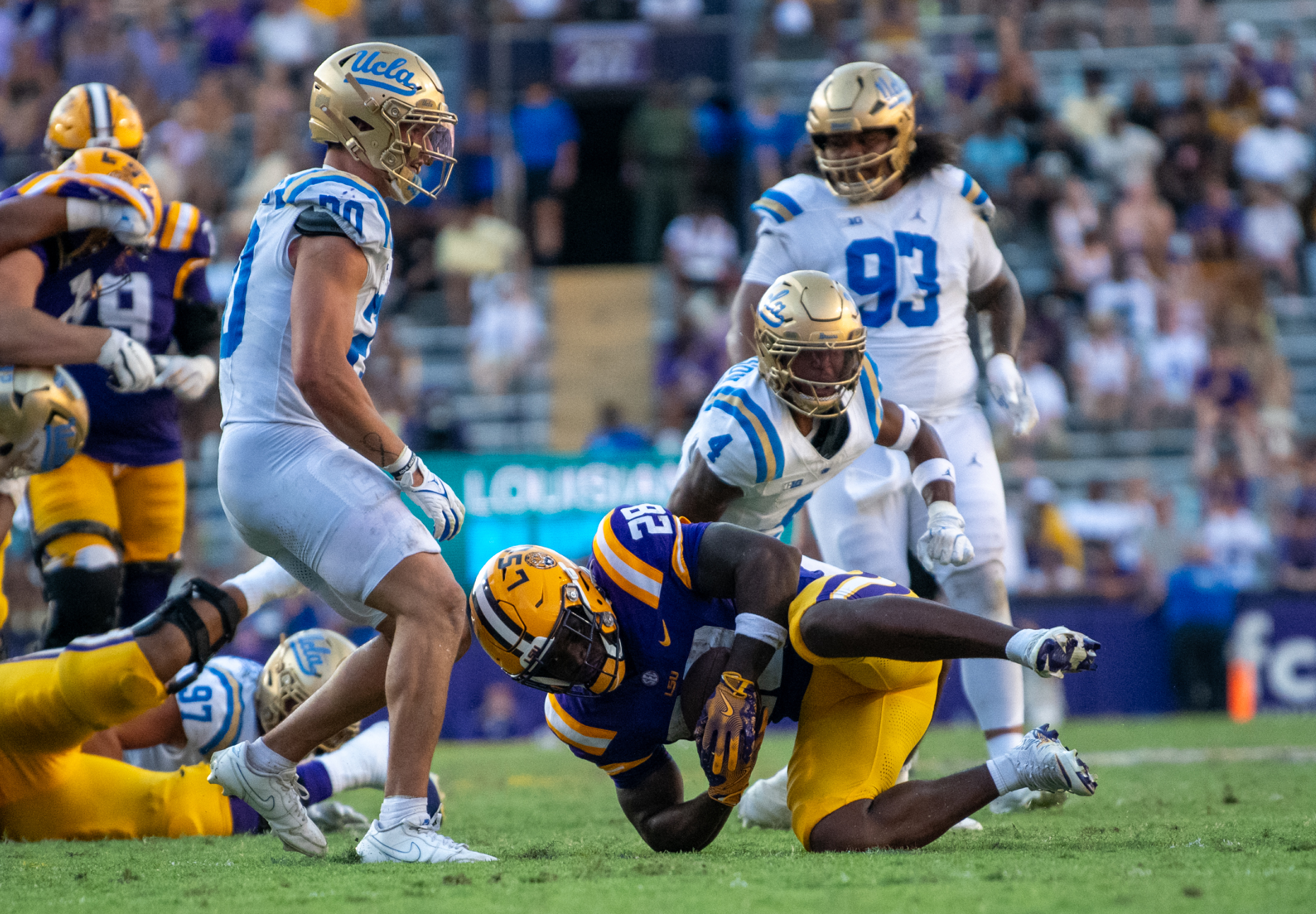 PHOTOS: LSU football defeats UCLA 34-17