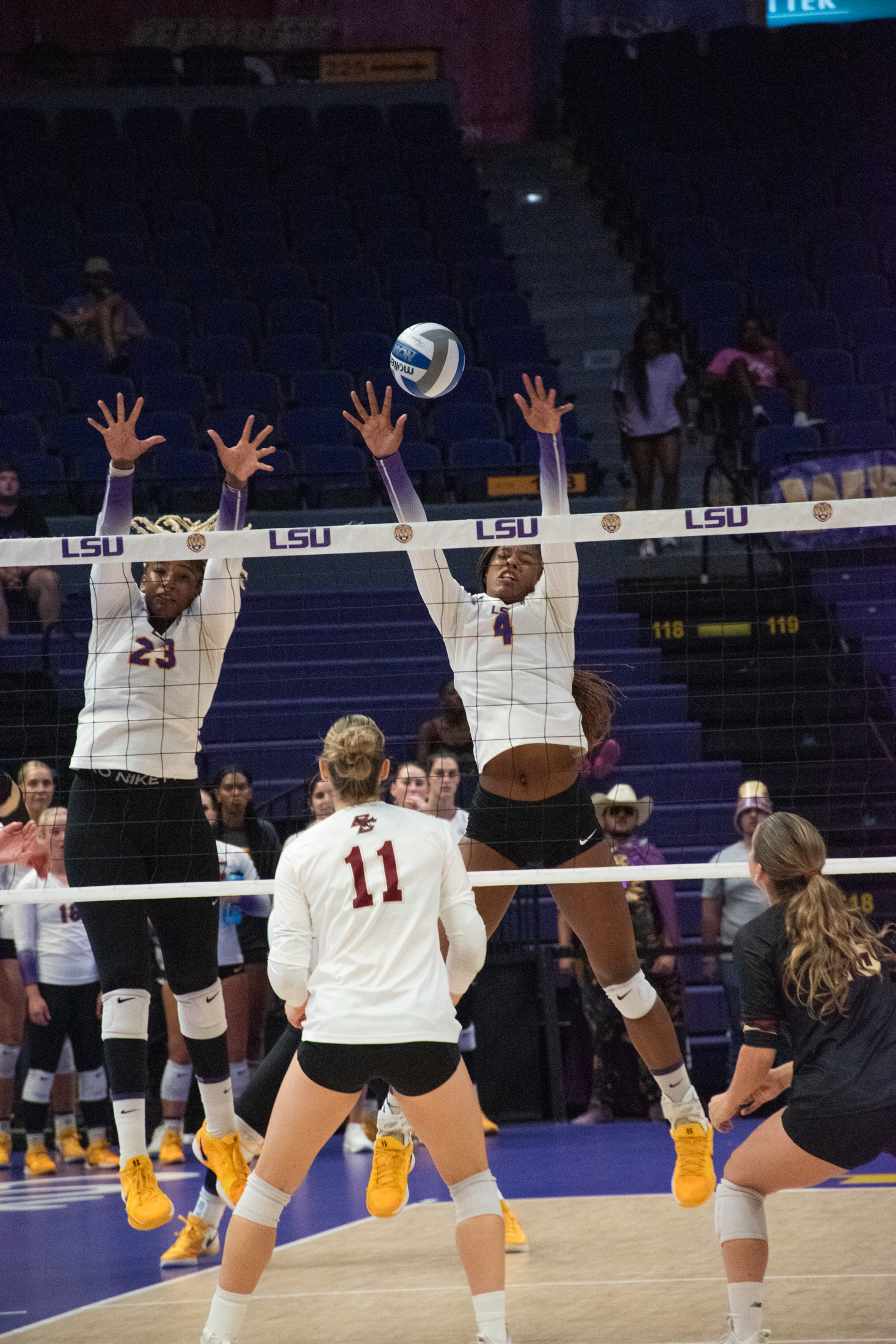 PHOTOS: LSU volleyball goes 2-1 in home tournament