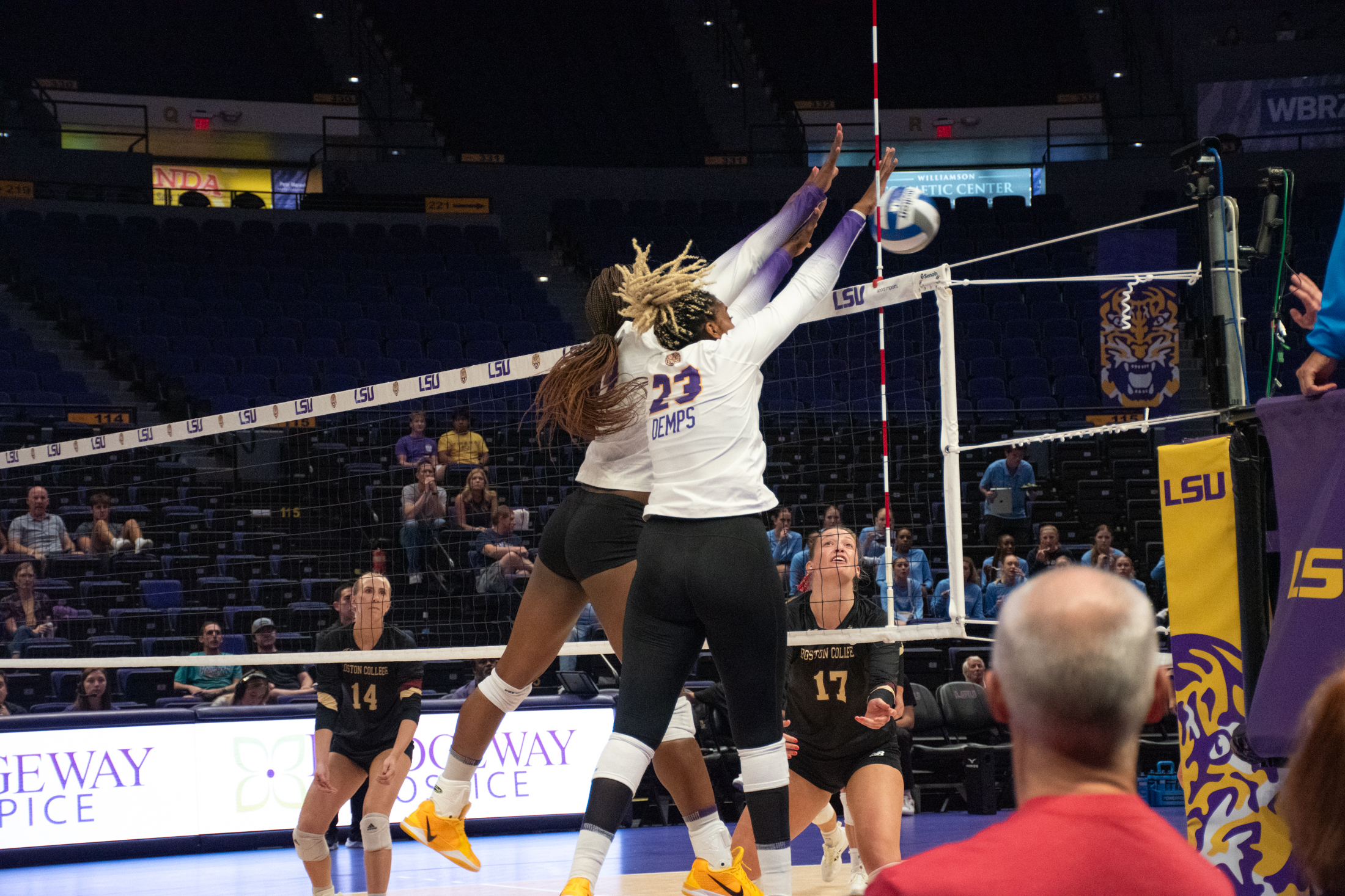 PHOTOS: LSU volleyball goes 2-1 in home tournament