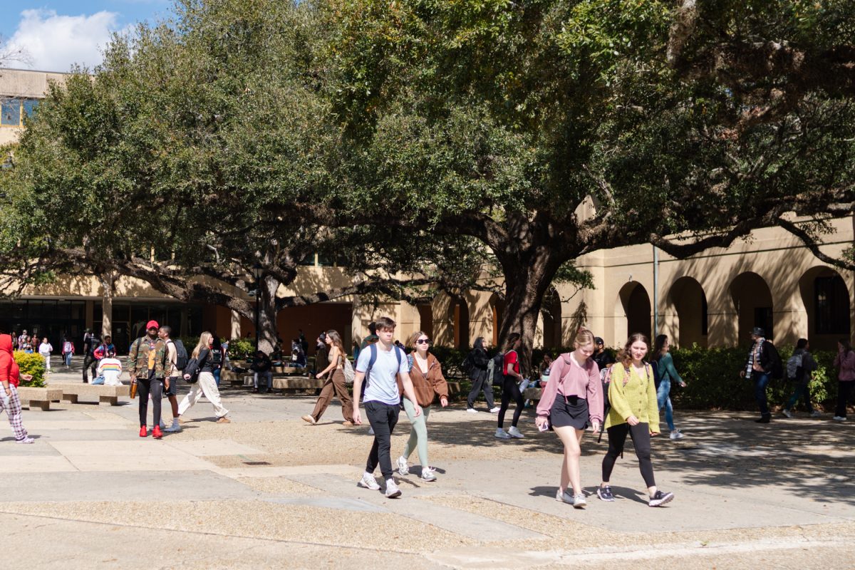 <p>Students walk though the Quad Tuesday, Feb. 20, 2024, on LSU's campus in Baton Rouge, La.</p>