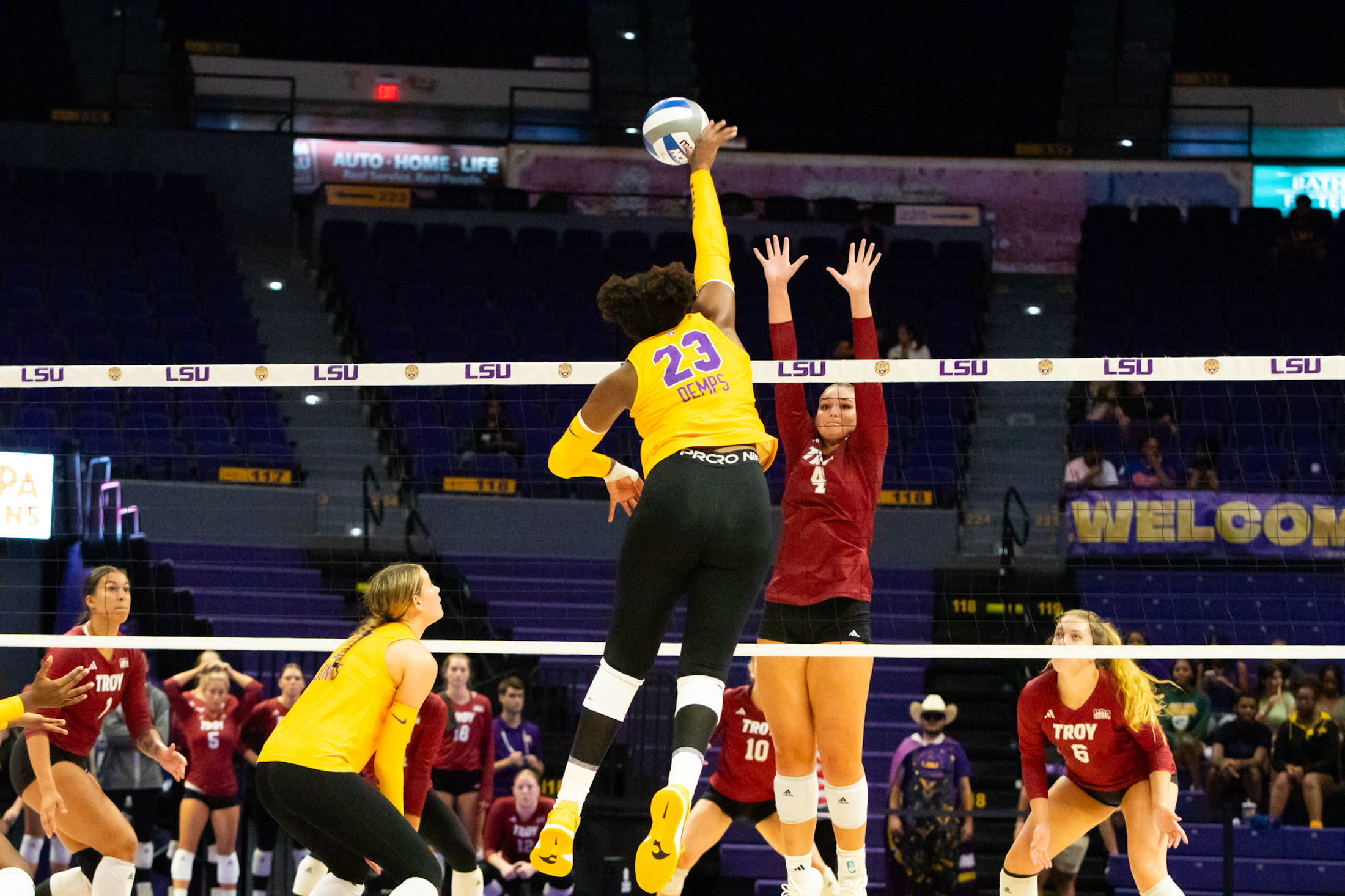 PHOTOS: LSU volleyball falls to Troy 3-2