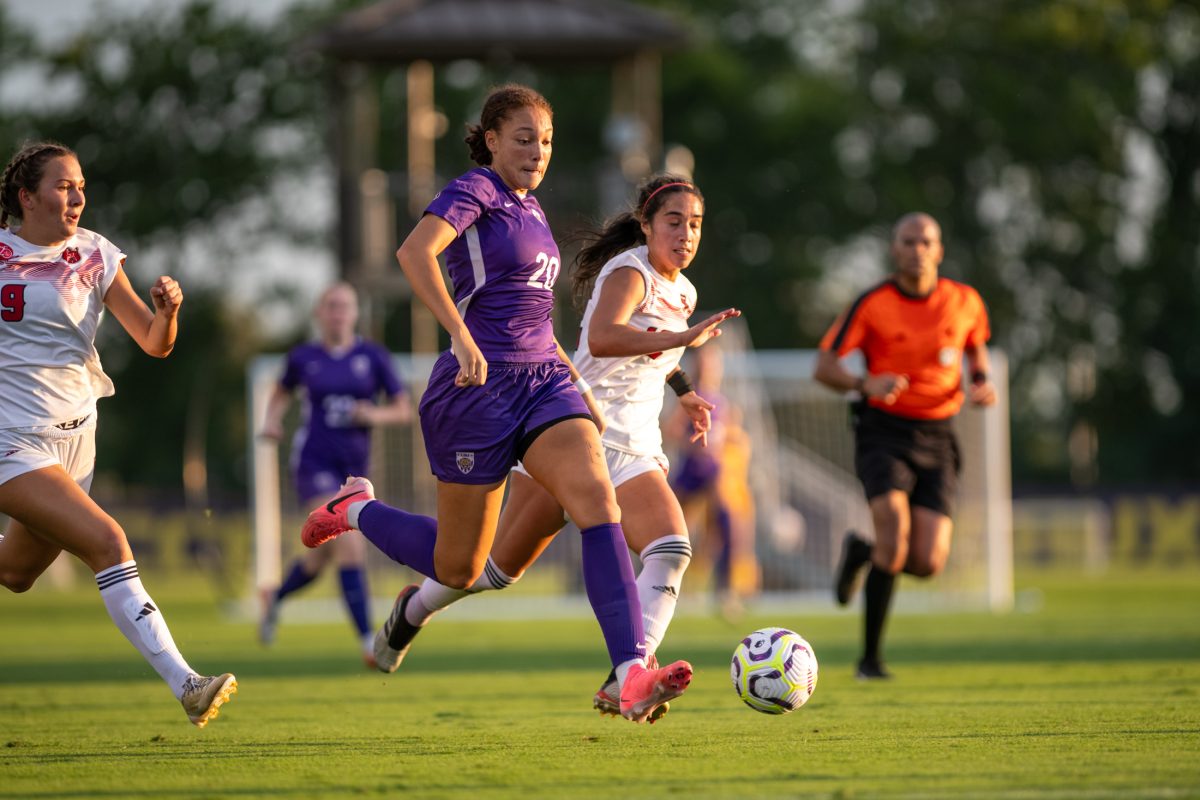 LSU soccer sophomore forward/midfielder Ava Galligan (20) chases the ball Sunday, Sept. 8, 2024, during LSU's 3-1 win over ULL at the LSU Soccer Stadium in Baton Rouge, La.