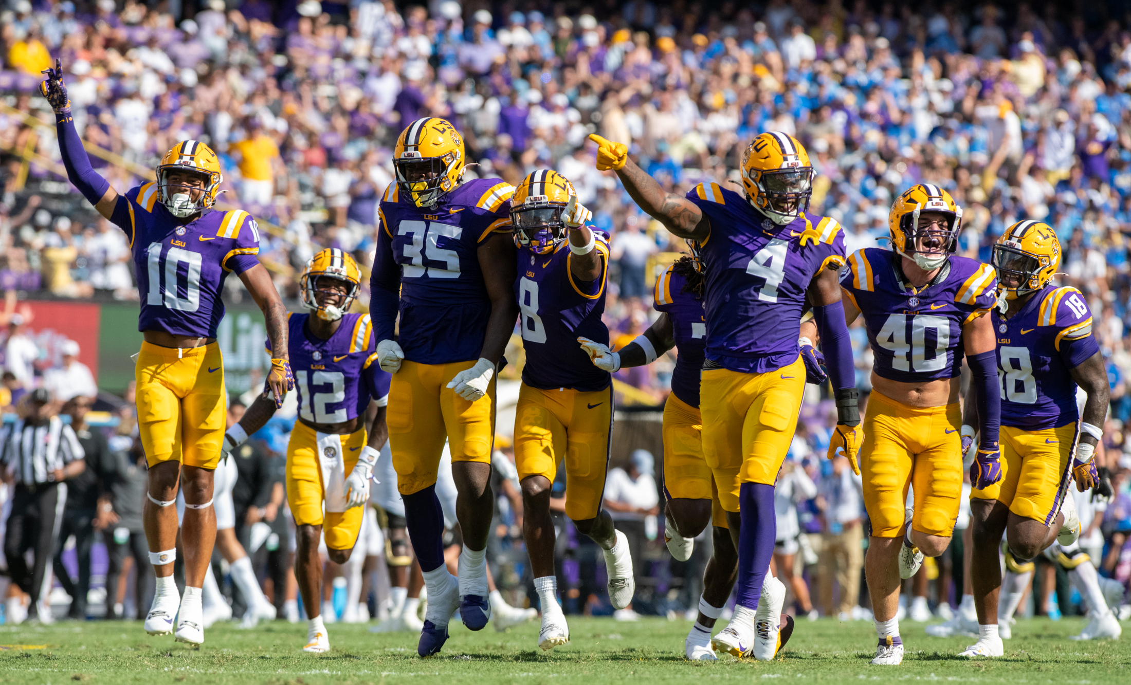 PHOTOS: LSU football defeats UCLA 34-17