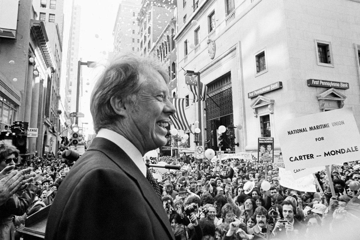 An estimated crowd of 35,000 people gather for a noontime speech by Presidential candidate Jimmy Carter in downtown Philidelphia, Oct. 29, 1976.