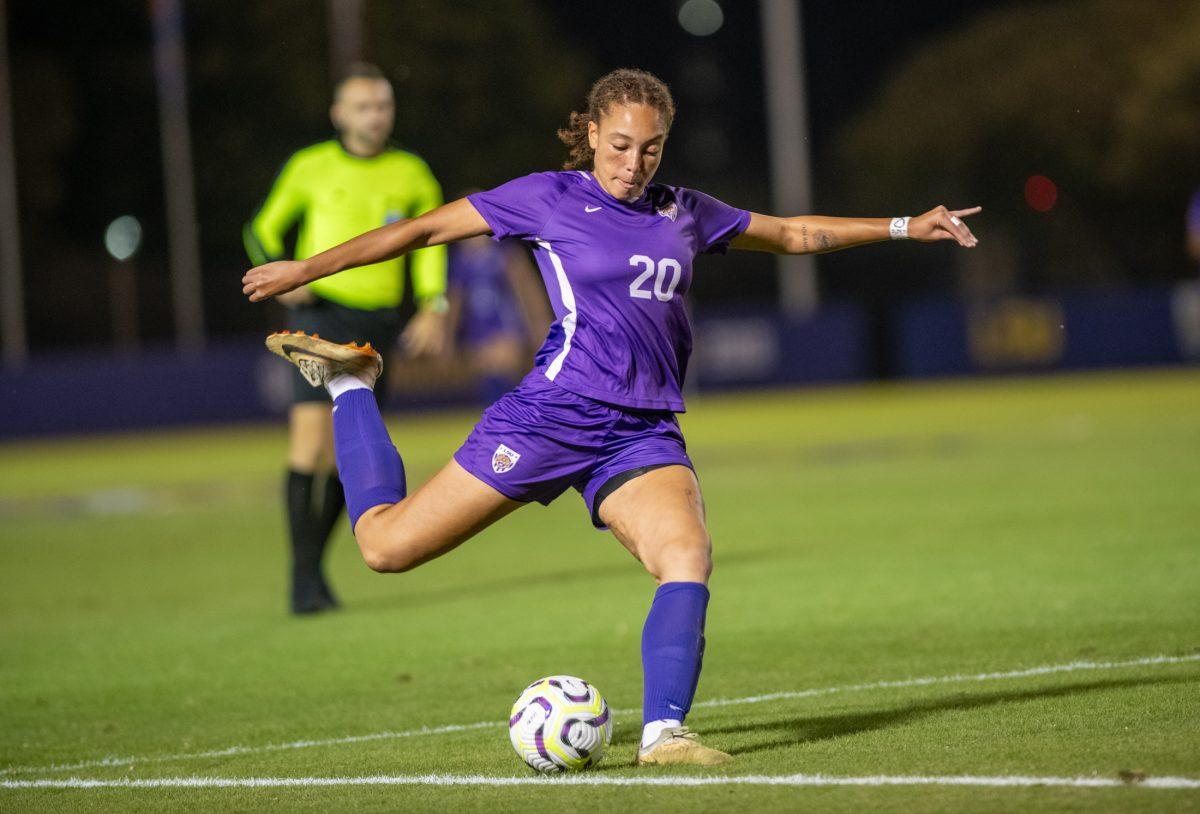 LSU soccer sophomore forward/midfielder Ava Galligan (20) kicks the ball Thursday, Oct. 24, 2024, during LSU&#8217;s 0-0 tie against Vanderbilt at the LSU Soccer Stadium in Baton Rouge, La.