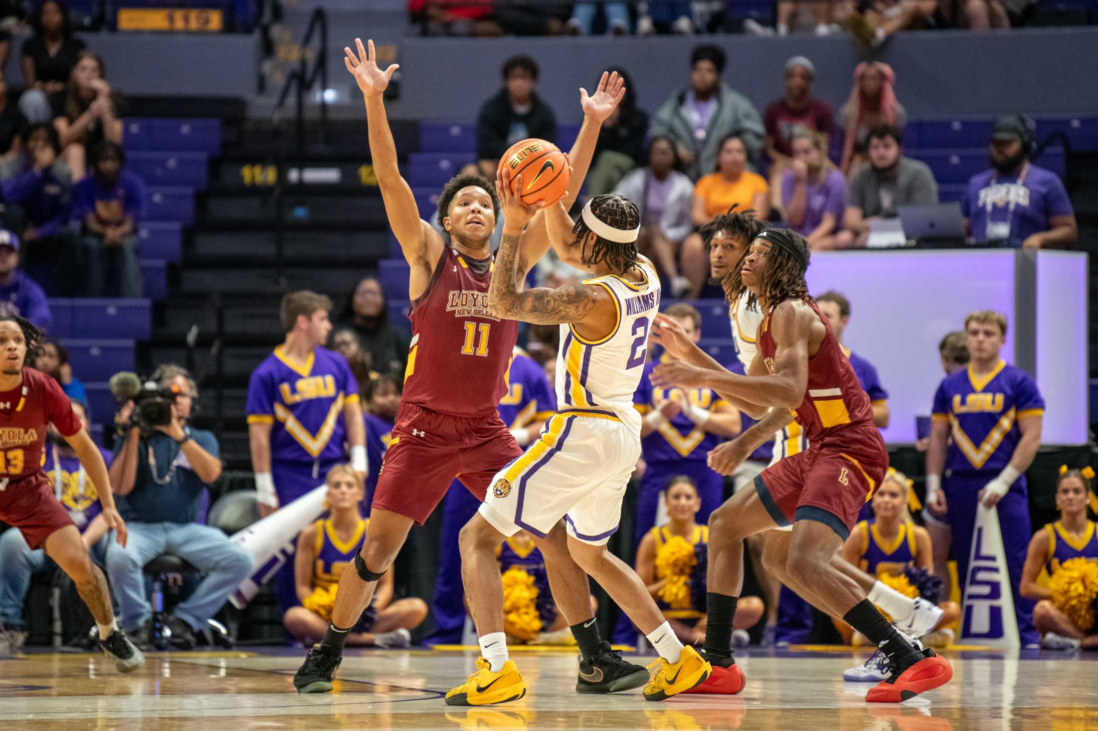 PHOTOS: LSU men's basketball wins 110-48 in exhibition game against Loyola