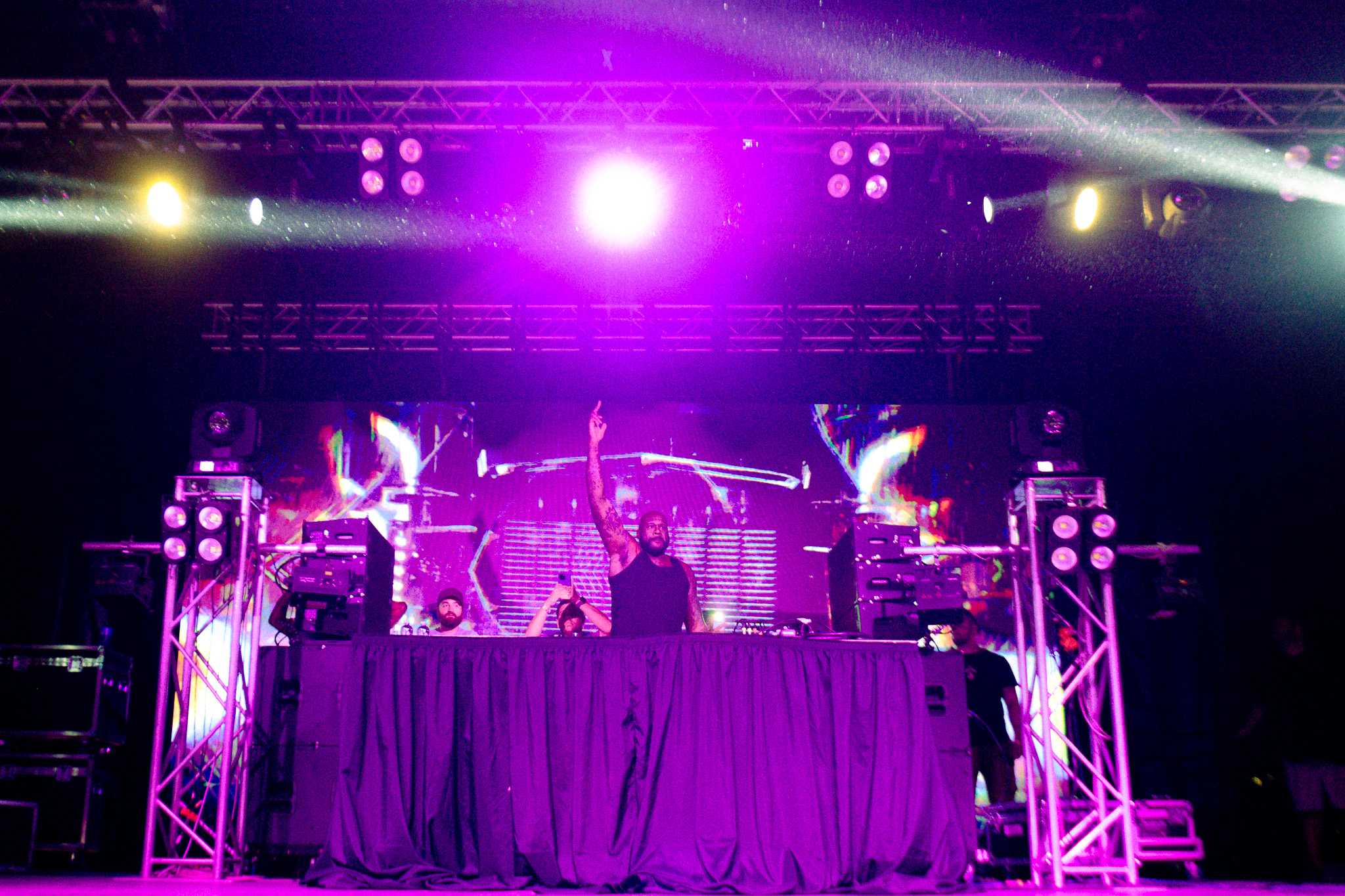 PHOTOS: DJ Diesel performs at LSU for Homecoming