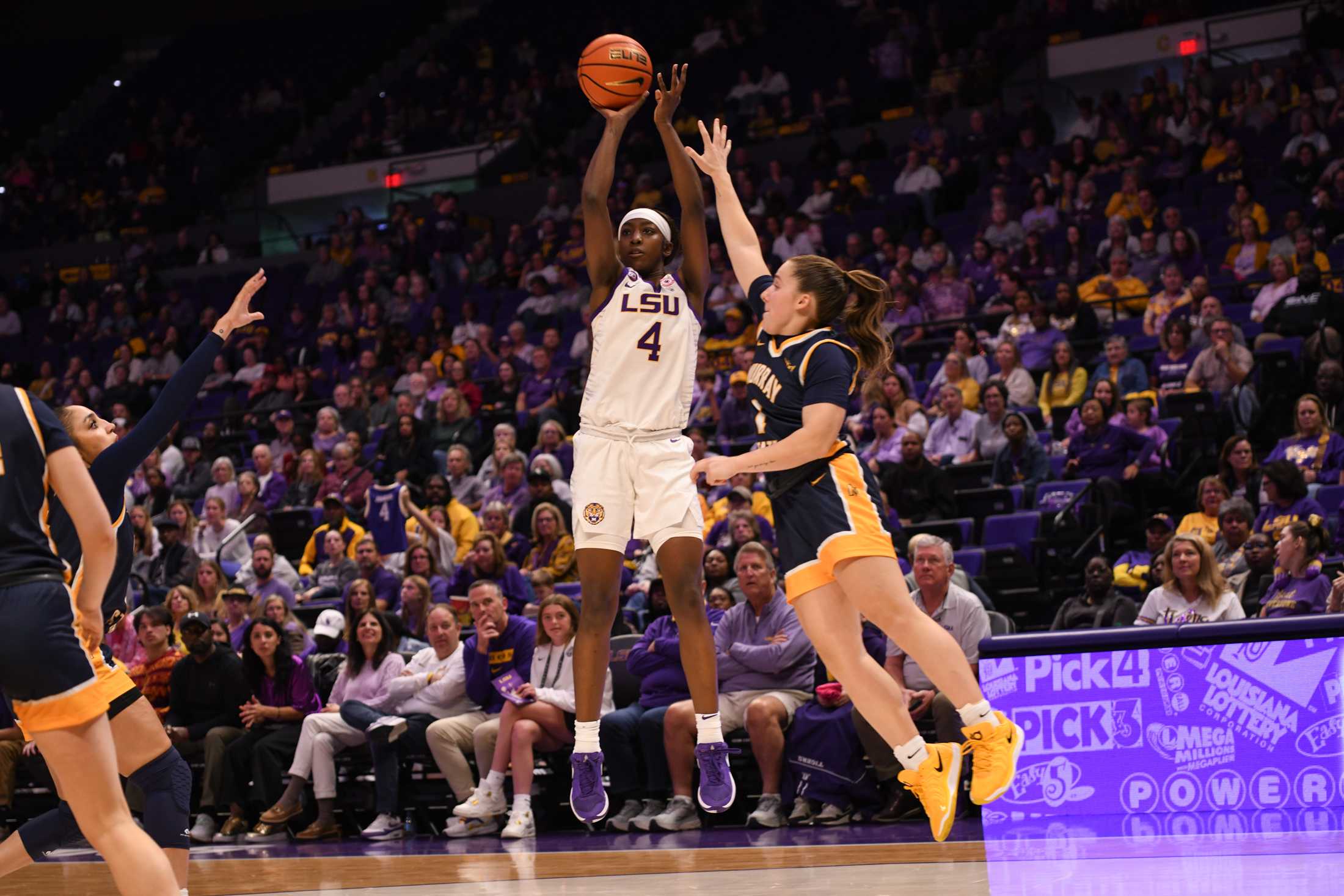 PHOTOS: LSU women's basketball avoids upset against Murray State