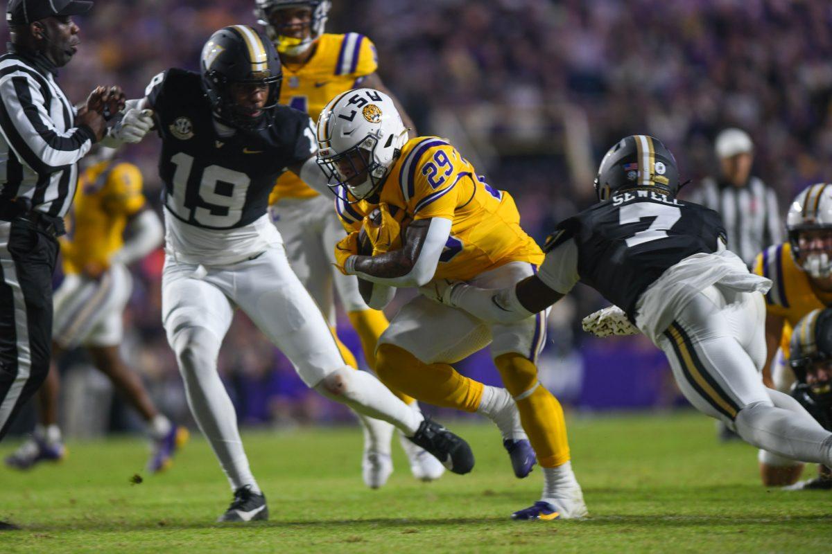 LSU football freshman running back Caden Durham (29) runs with the ball during LSU's 17-24 win against Vanderbilt on Nov 23, 2024, in Tiger Stadium in Baton Rouge, La.