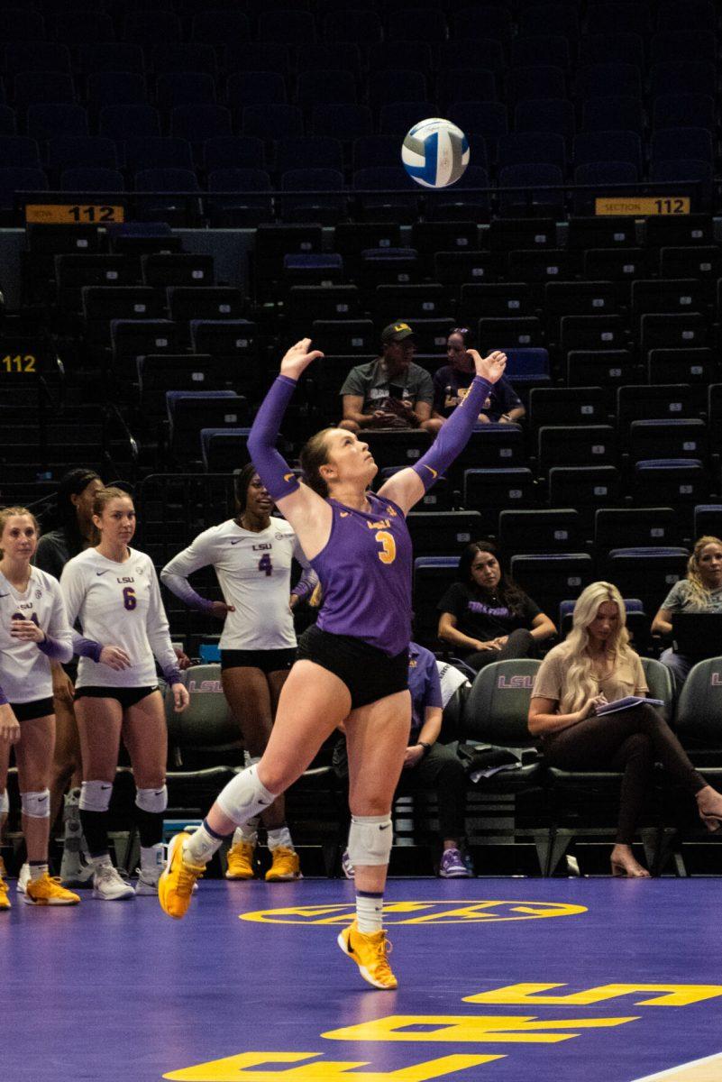 LSU volleyball libero freshman Aly Kirkhoff (3) serves the ball on Thursday, Sept. 19, 2024, during LSU's 3-1 win against Boston College in the Pete Maravich Assembly Center in Baton Rouge, La.