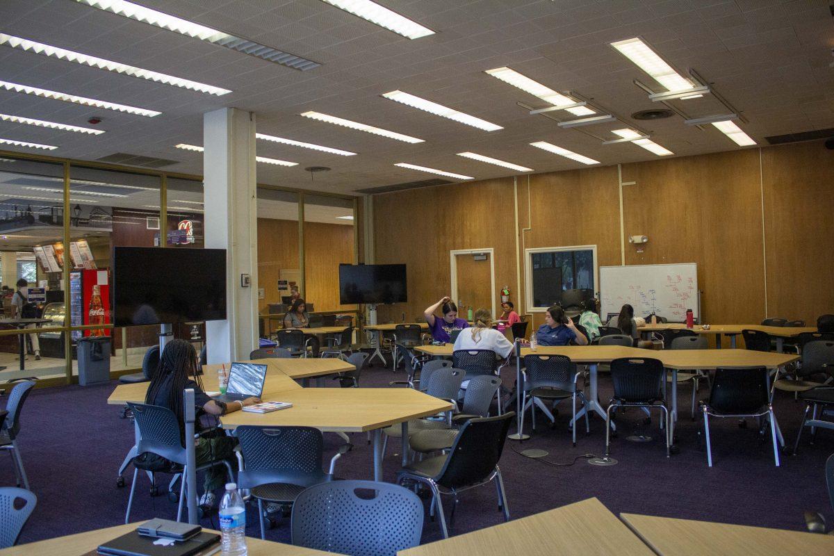 Students study Thursday, Sept. 21, 2023, in a study room in the LSU Library.