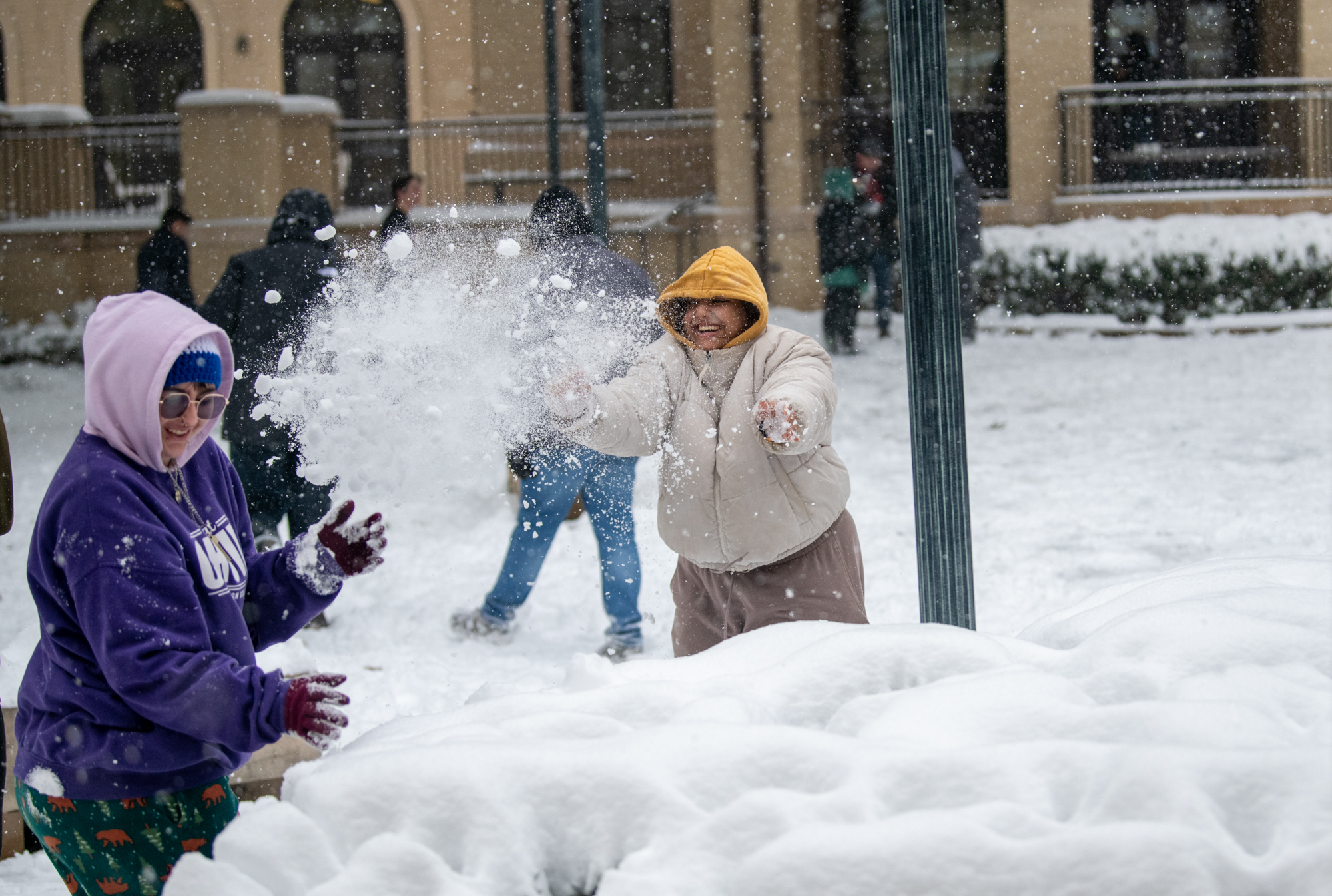 PHOTOS: LSU students enjoy rare snow day