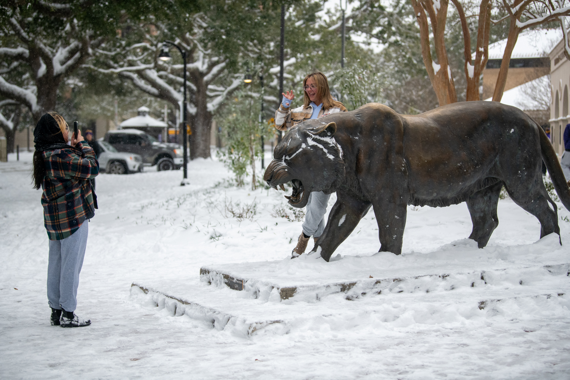 PHOTOS: LSU students enjoy rare snow day