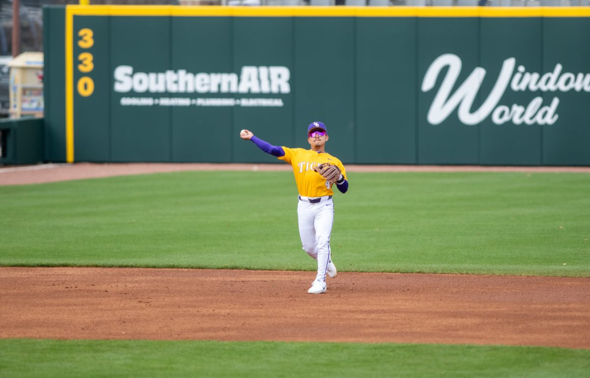 LSU baseball sophomore infielder Steven Milam (4) practices before LSU's 8-1 win against Purdue Fort Wayne on Sunday, Feb. 16, 2025, at Alex Box Stadium on Gourrier Avenue in Baton Rouge, La.