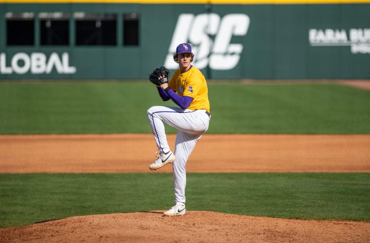 LSU baseball redshirt sophomore right-handed pitcher Chase Shores (34) pitches during LSU's 8-1 win against Purdue Fort Wayne on Sunday, Feb. 16, 2025, at Alex Box Stadium on Gourrier Avenue in Baton Rouge, La.