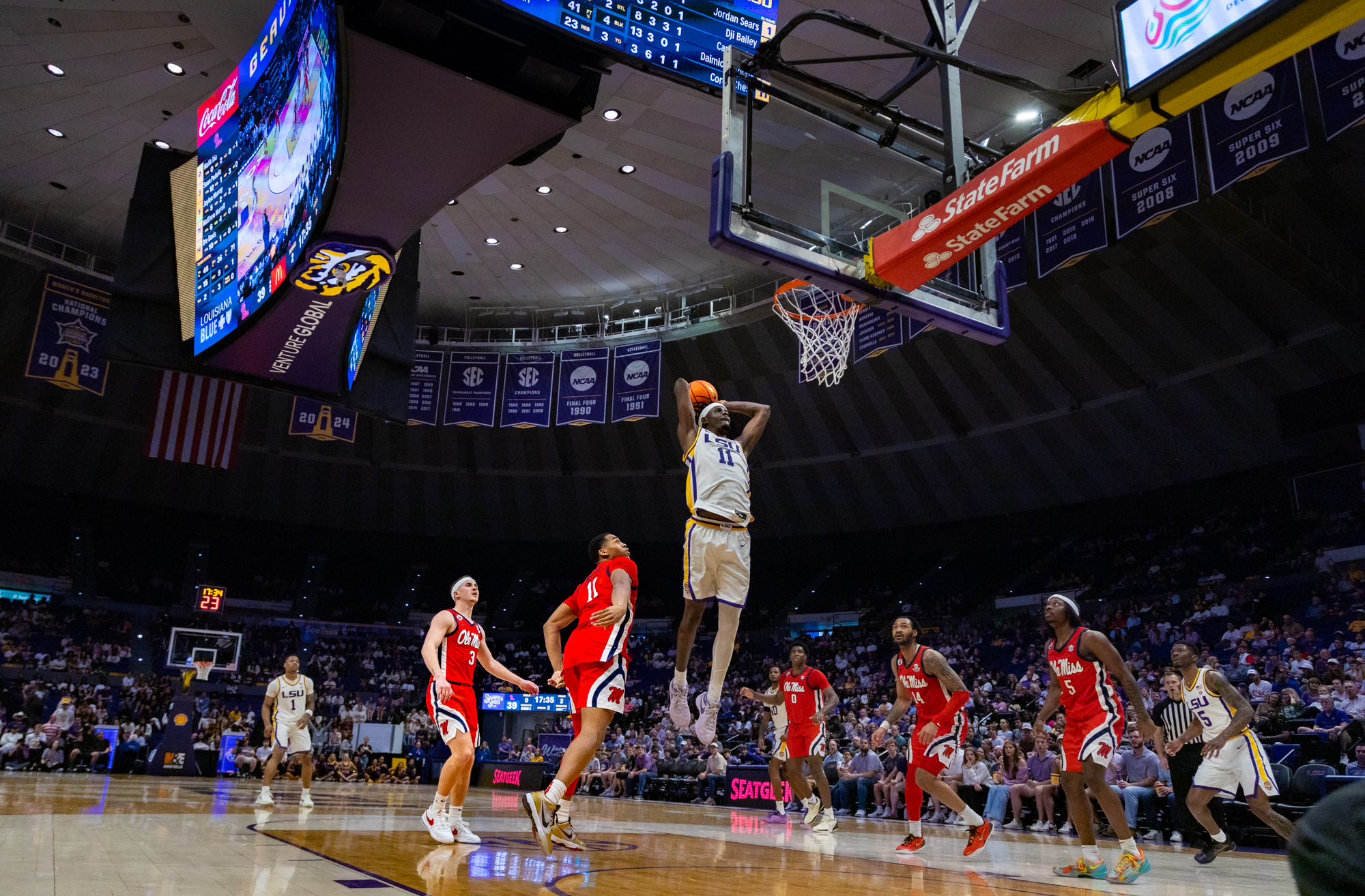 PHOTOS: LSU men's basketball narrowly loses to Ole Miss