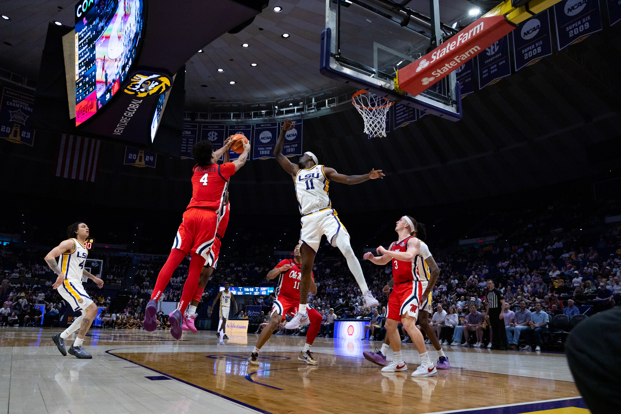 PHOTOS: LSU men's basketball narrowly loses to Ole Miss