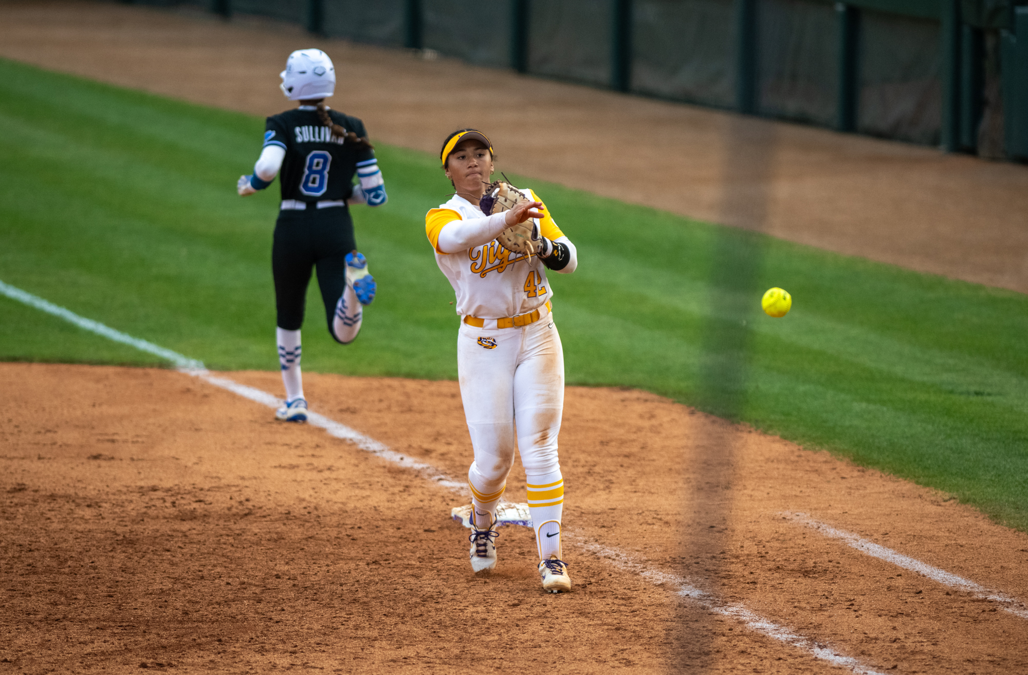 PHOTOS: LSU softball wins SEC opener against Kentucky