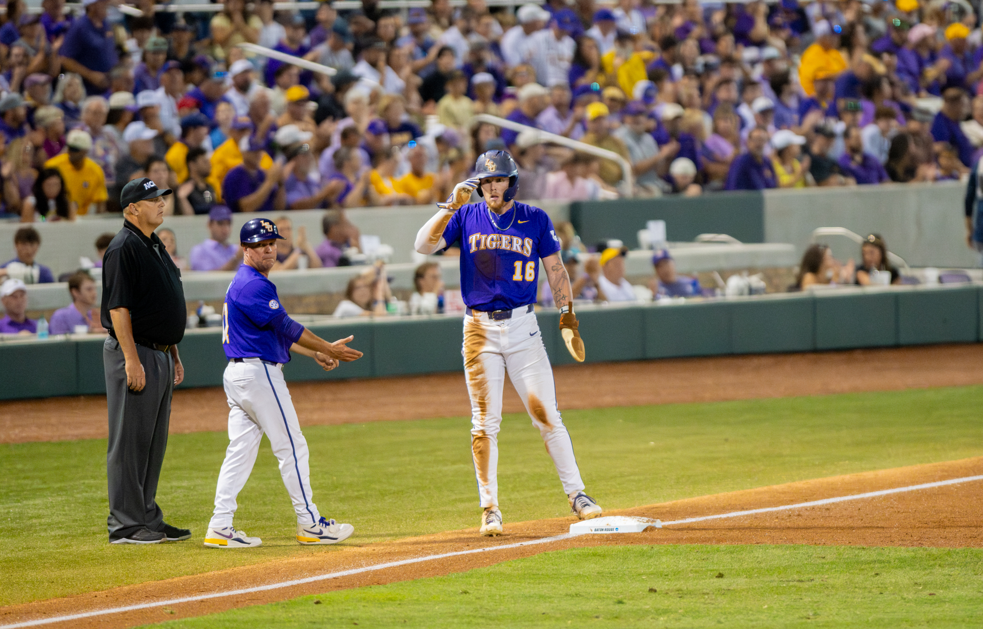 PHOTOS: LSU baseball defeats Dallas Baptist in NCAA Regionals
