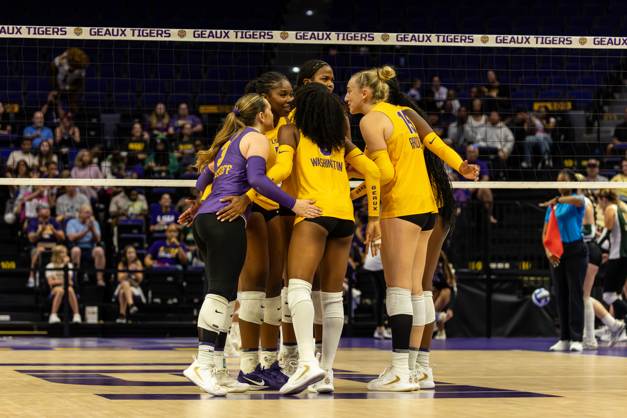 PHOTOS: LSU volleyball defeats Southeastern