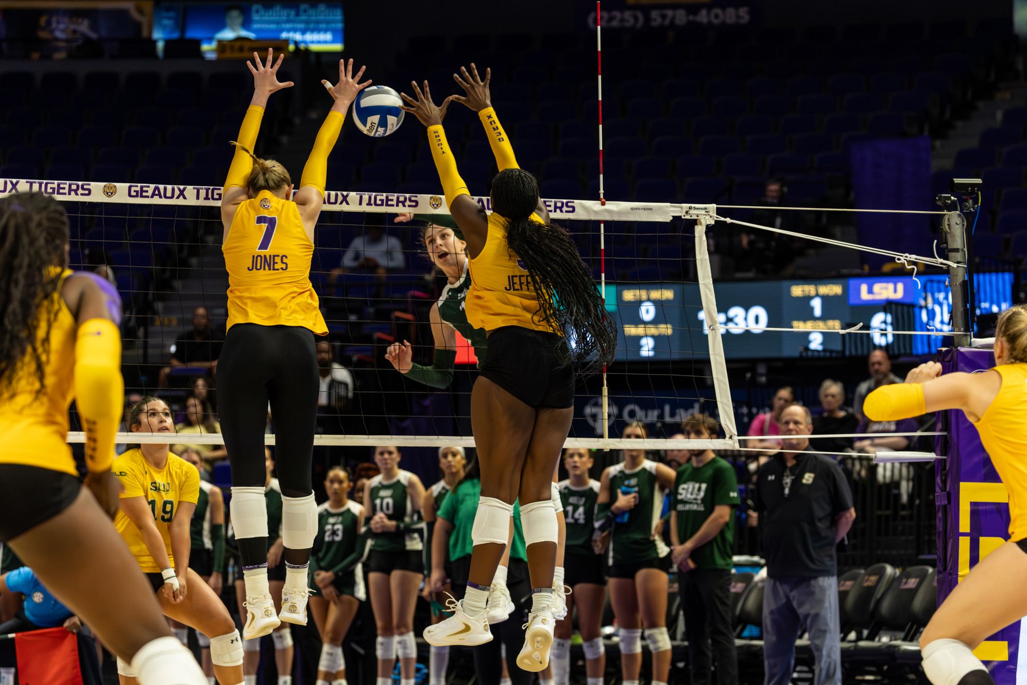 PHOTOS: LSU volleyball defeats Southeastern