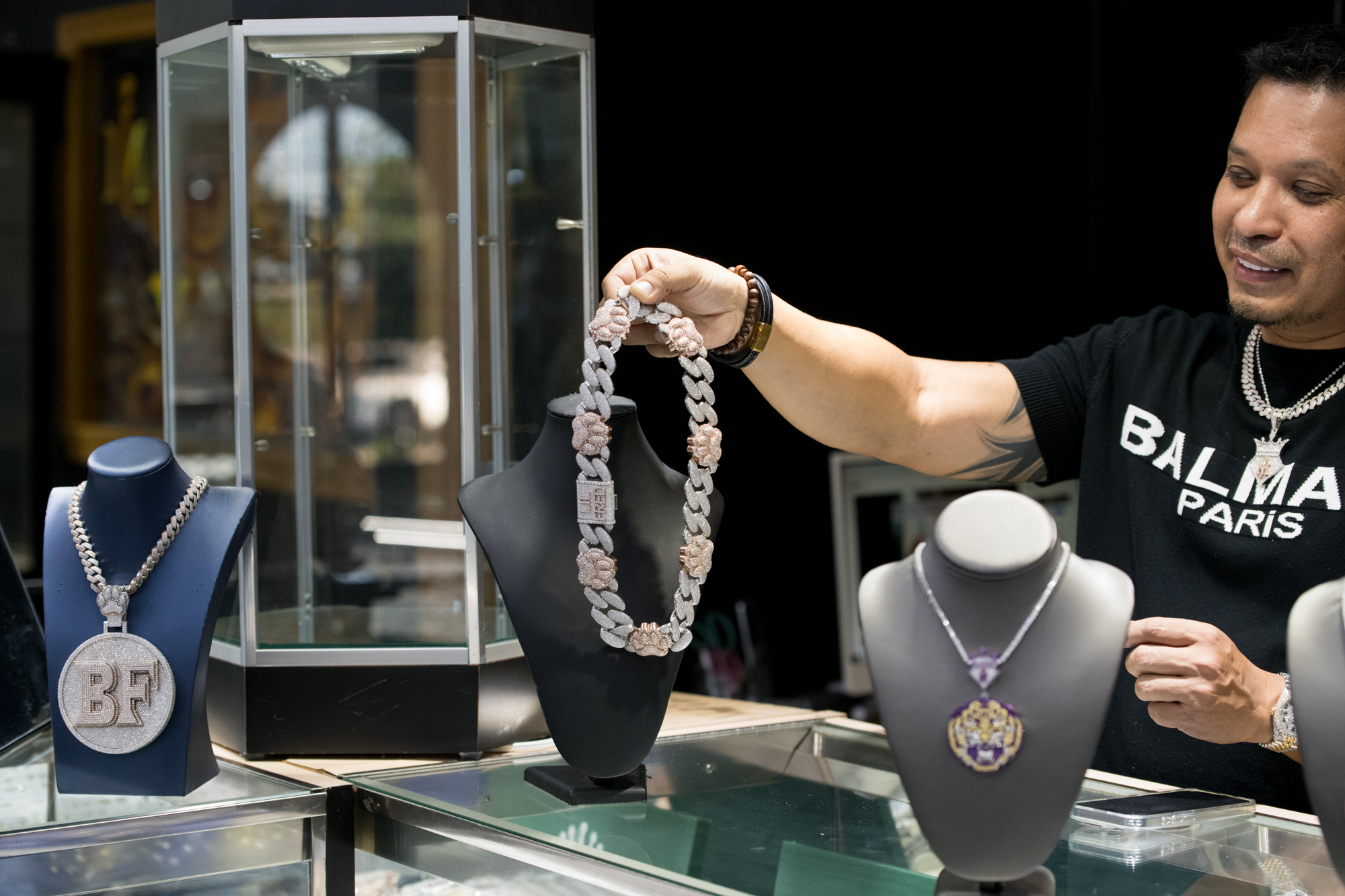 Where do LSU athletes get their bling? Meet their go-to custom jeweler based in Louisiana
