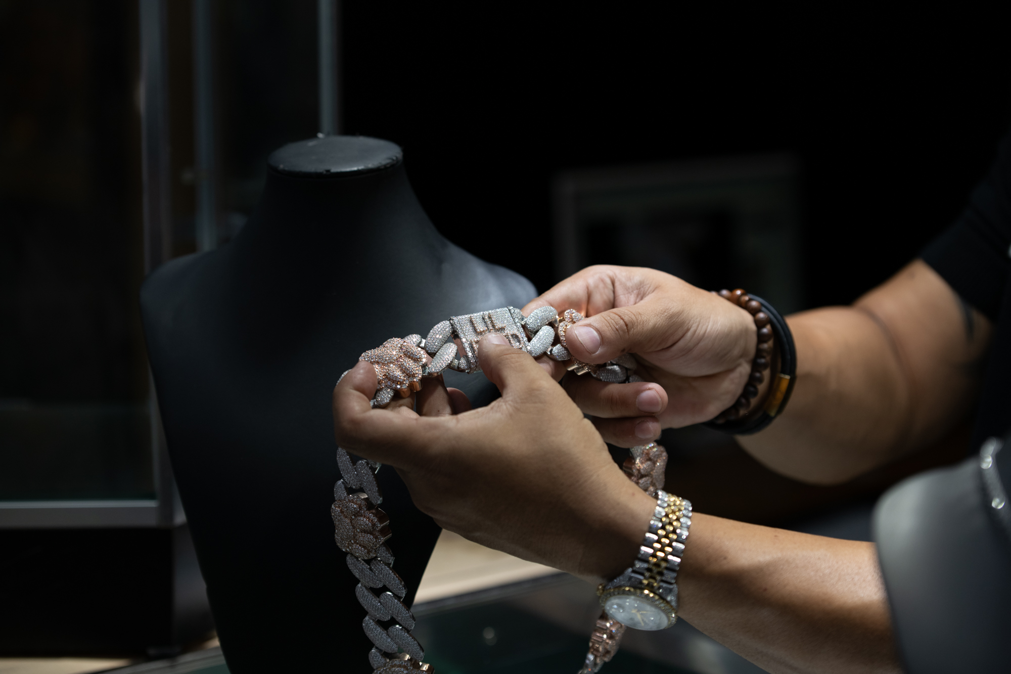 Where do LSU athletes get their bling? Meet their go-to custom jeweler based in Louisiana