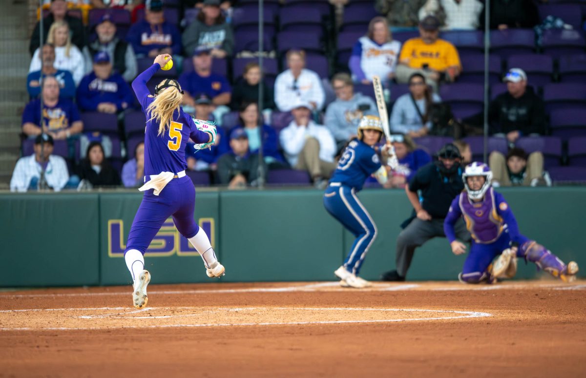LSU softball freshman pitcher Cali Deal (5) pitches the ball during their 2-1 win against Chipola College Sunday, Nov. 2, 2025, at Tiger Park in Baton Rouge, La.