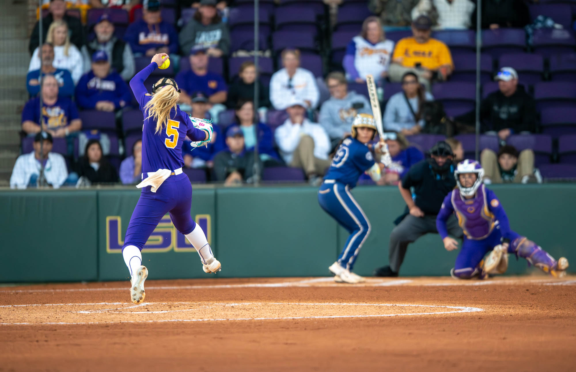 PHOTOS: LSU softball hosts exhibition doubleheader