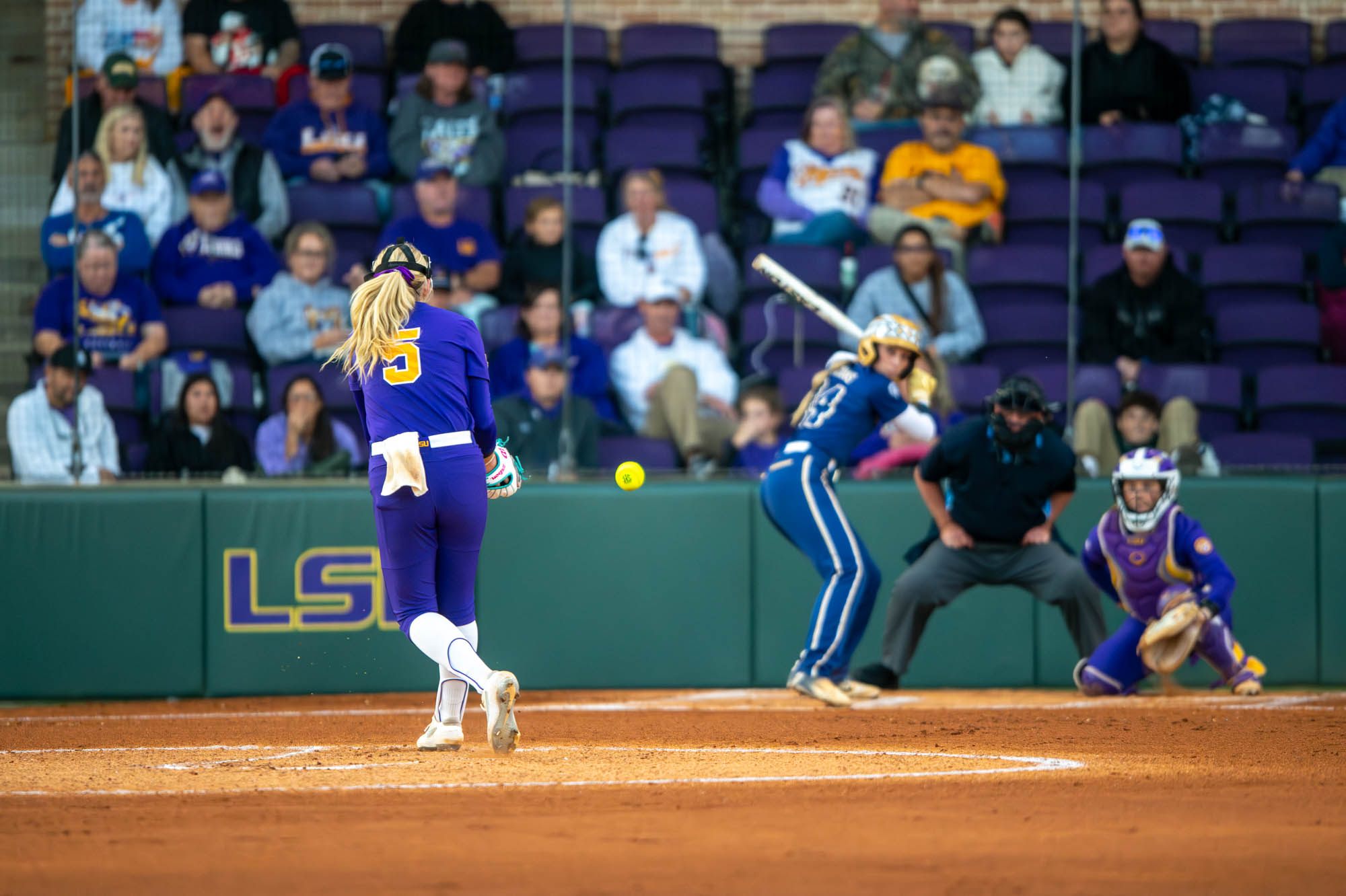 PHOTOS: LSU softball hosts exhibition doubleheader