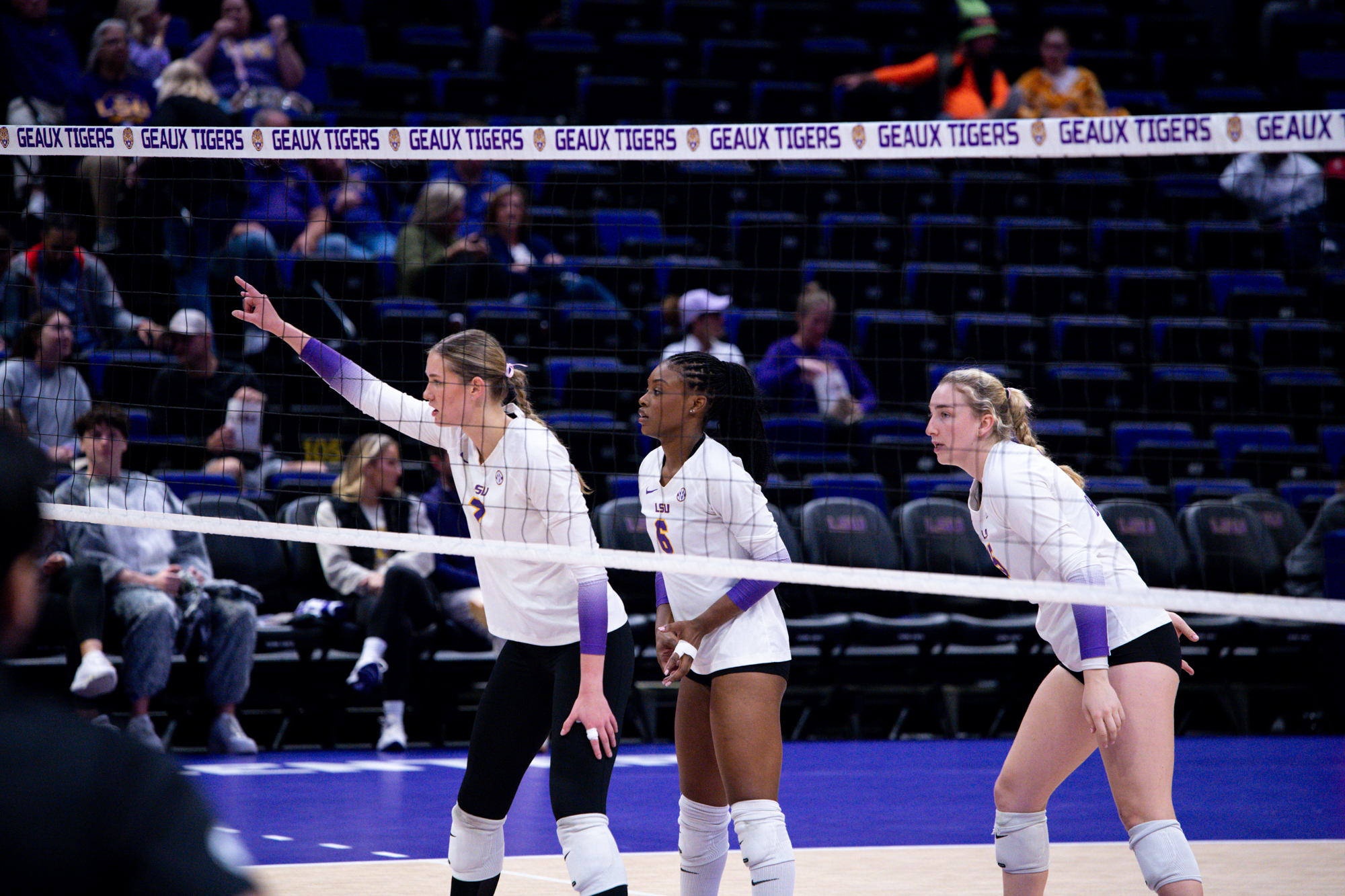 PHOTOS: LSU volleyball continues losing streak with fall to Mississippi State