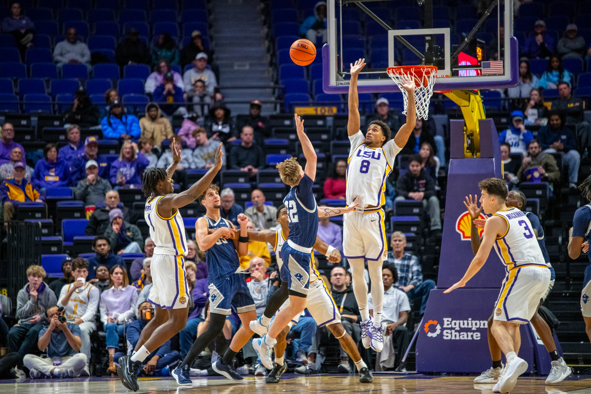 PHOTOS: LSU men's basketball defeats UNO