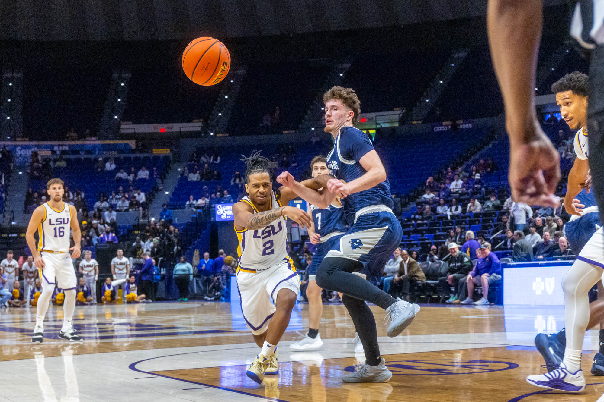 PHOTOS: LSU men's basketball defeats UNO