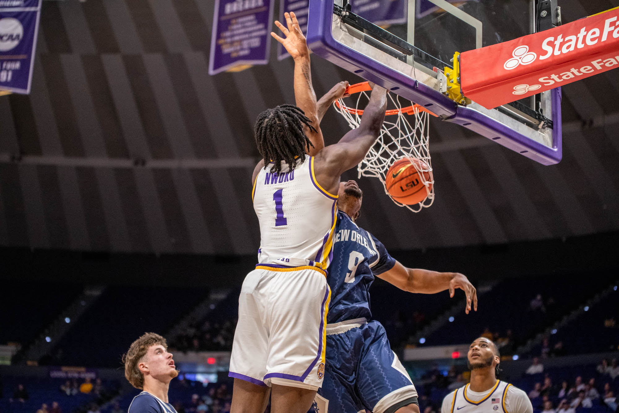 PHOTOS: LSU men's basketball defeats UNO