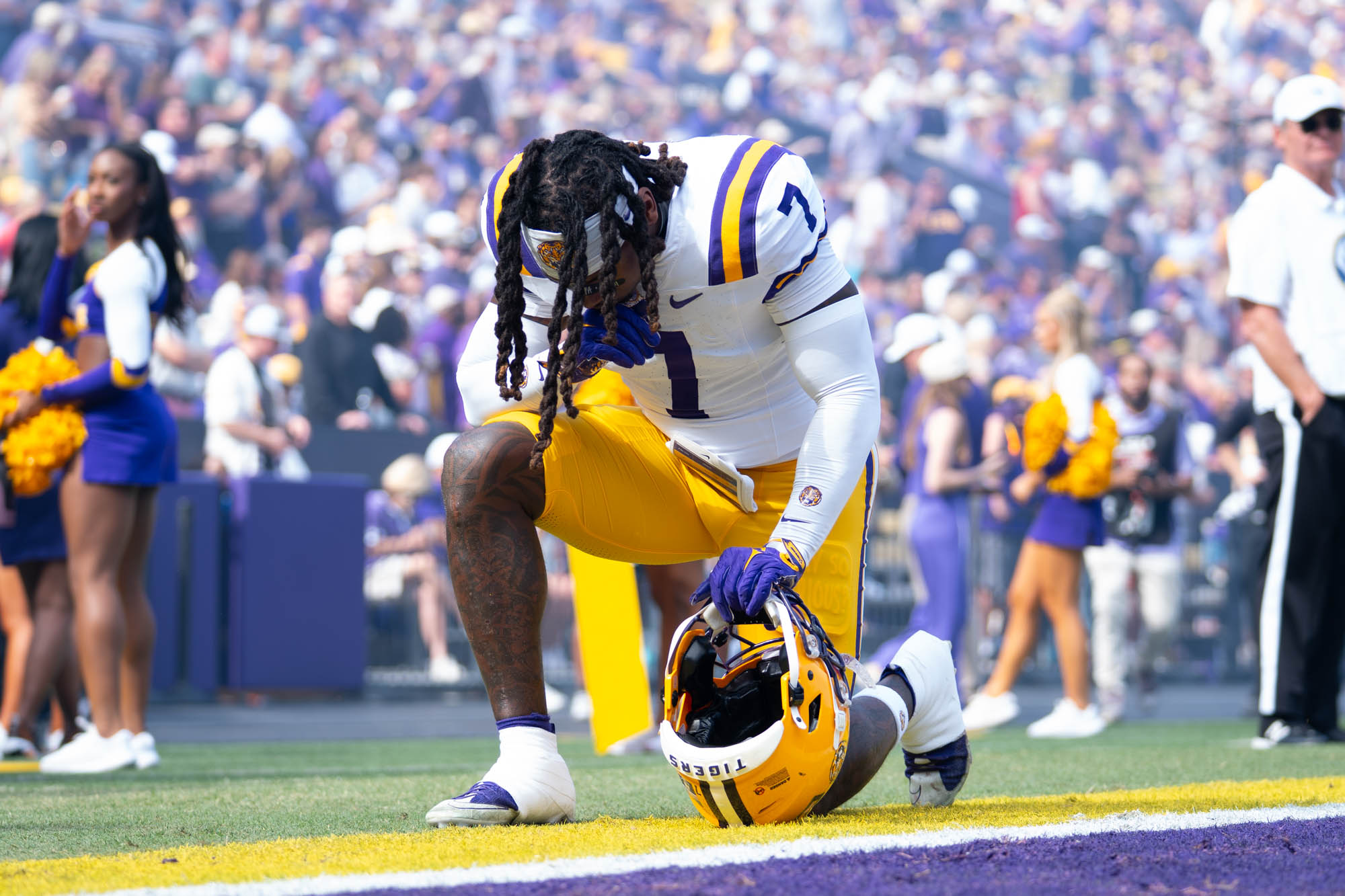 PHOTOS: LSU football narrowly defeats Arkansas in the Battle of the Boot