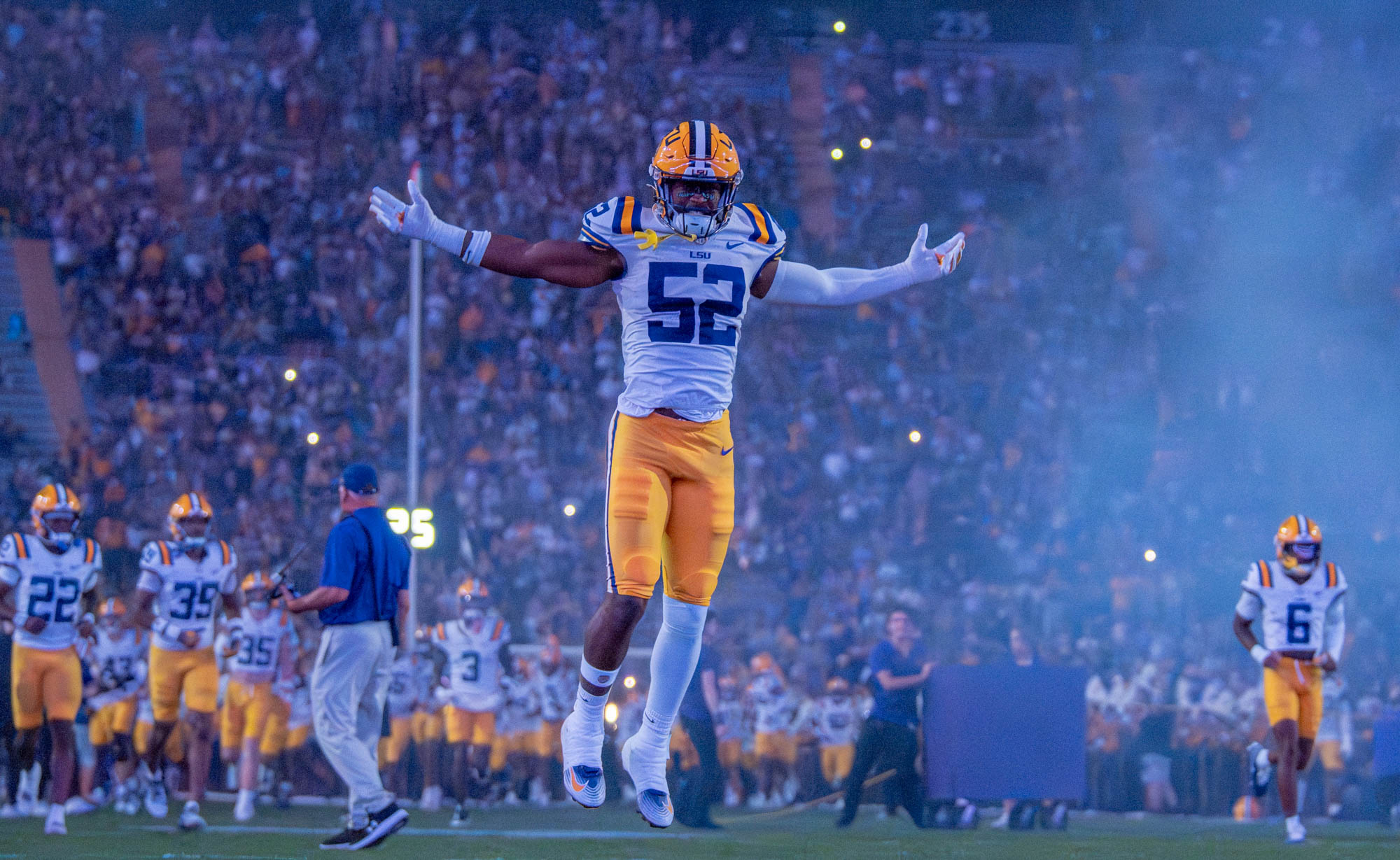 PHOTOS: LSU football narrowly defeats WKU in non-conference play