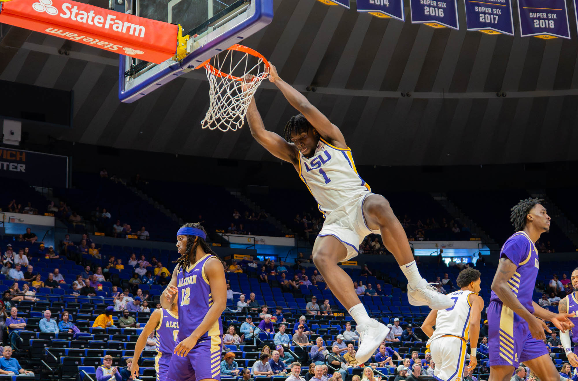 PHOTOS: LSU men's basketball defeats Alcorn State for fourth consecutive win