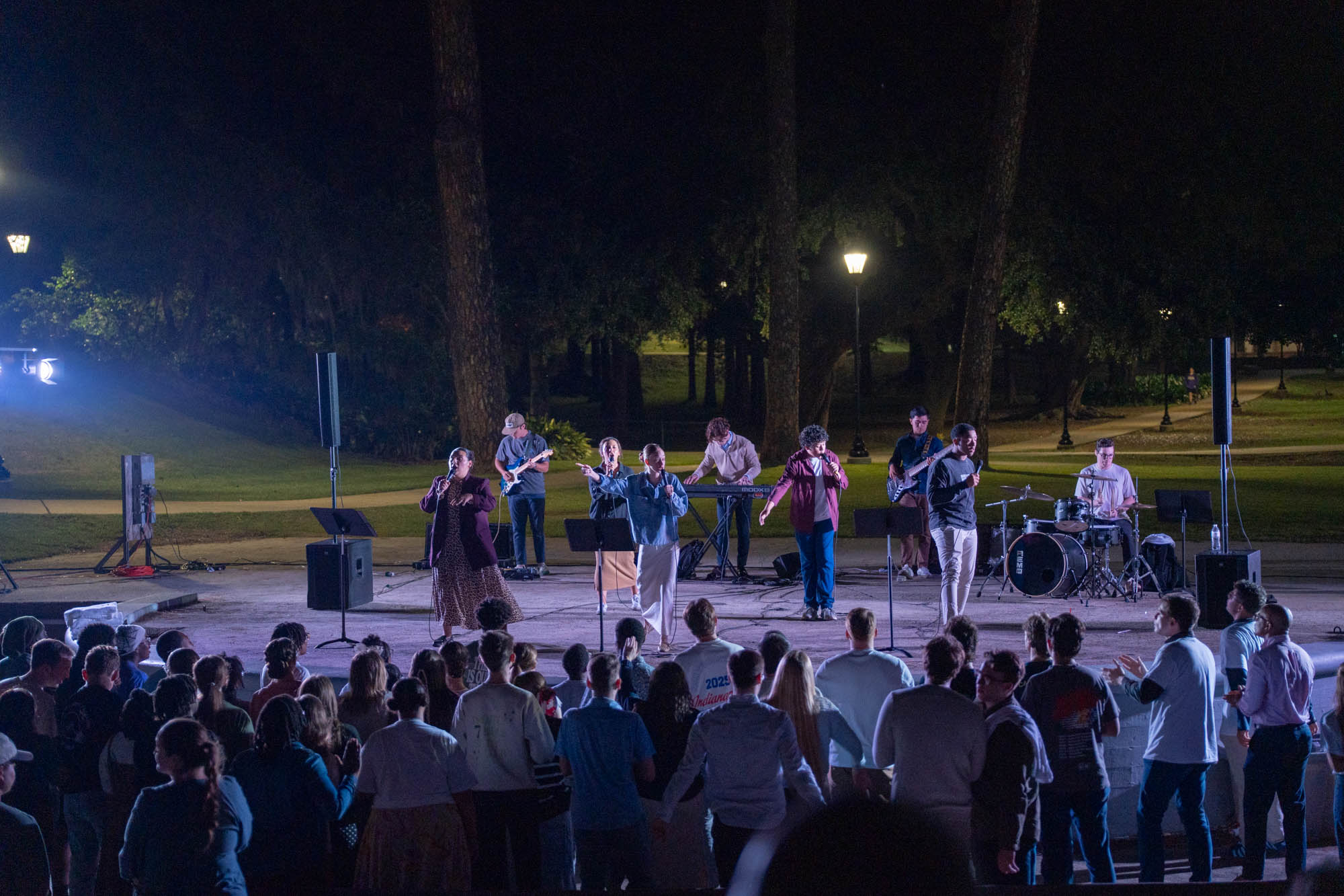 PHOTOS: The Movement hosts worship night on LSU campus