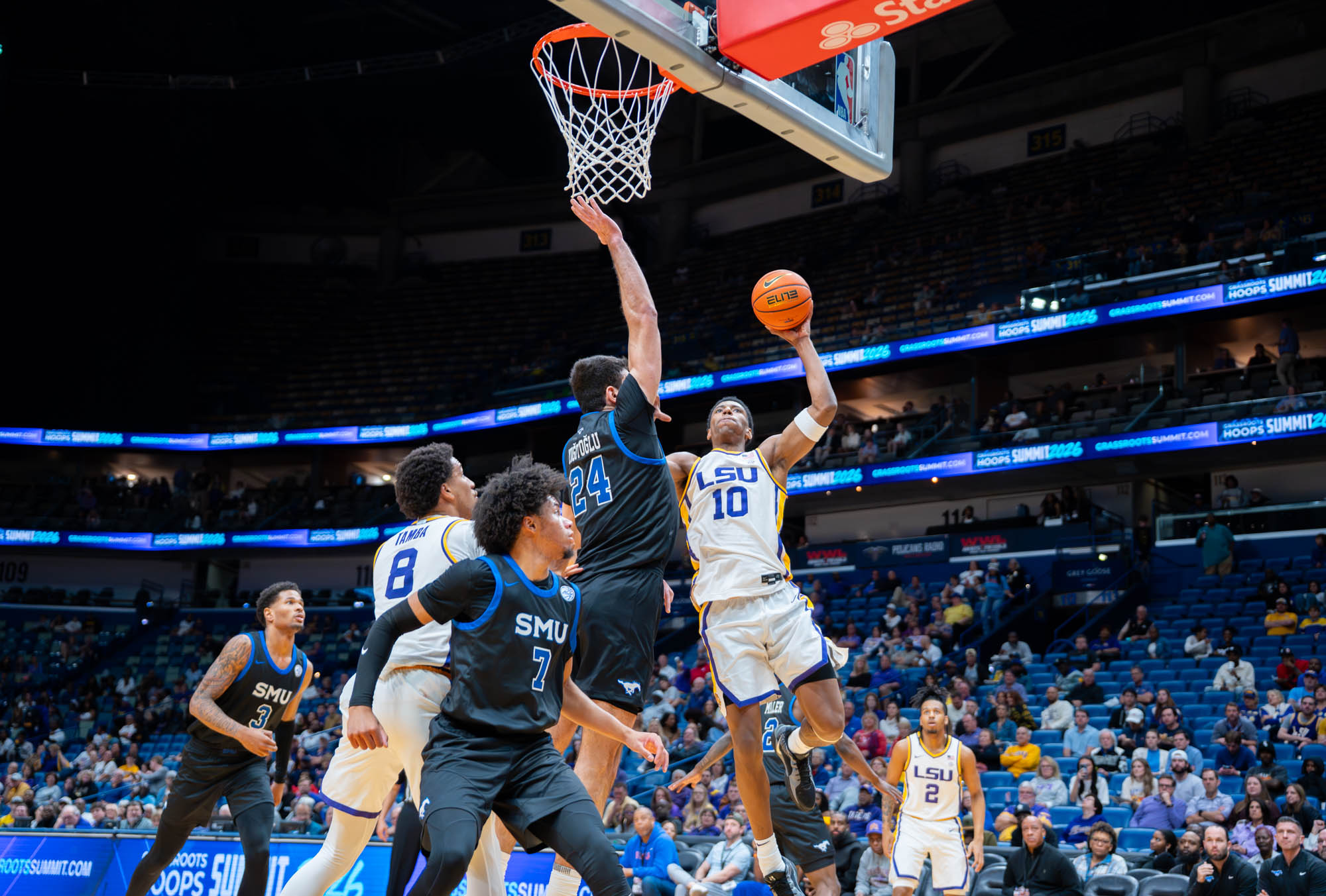 PHOTOS: LSU men's basketball defeats SMU on the road in New Orleans