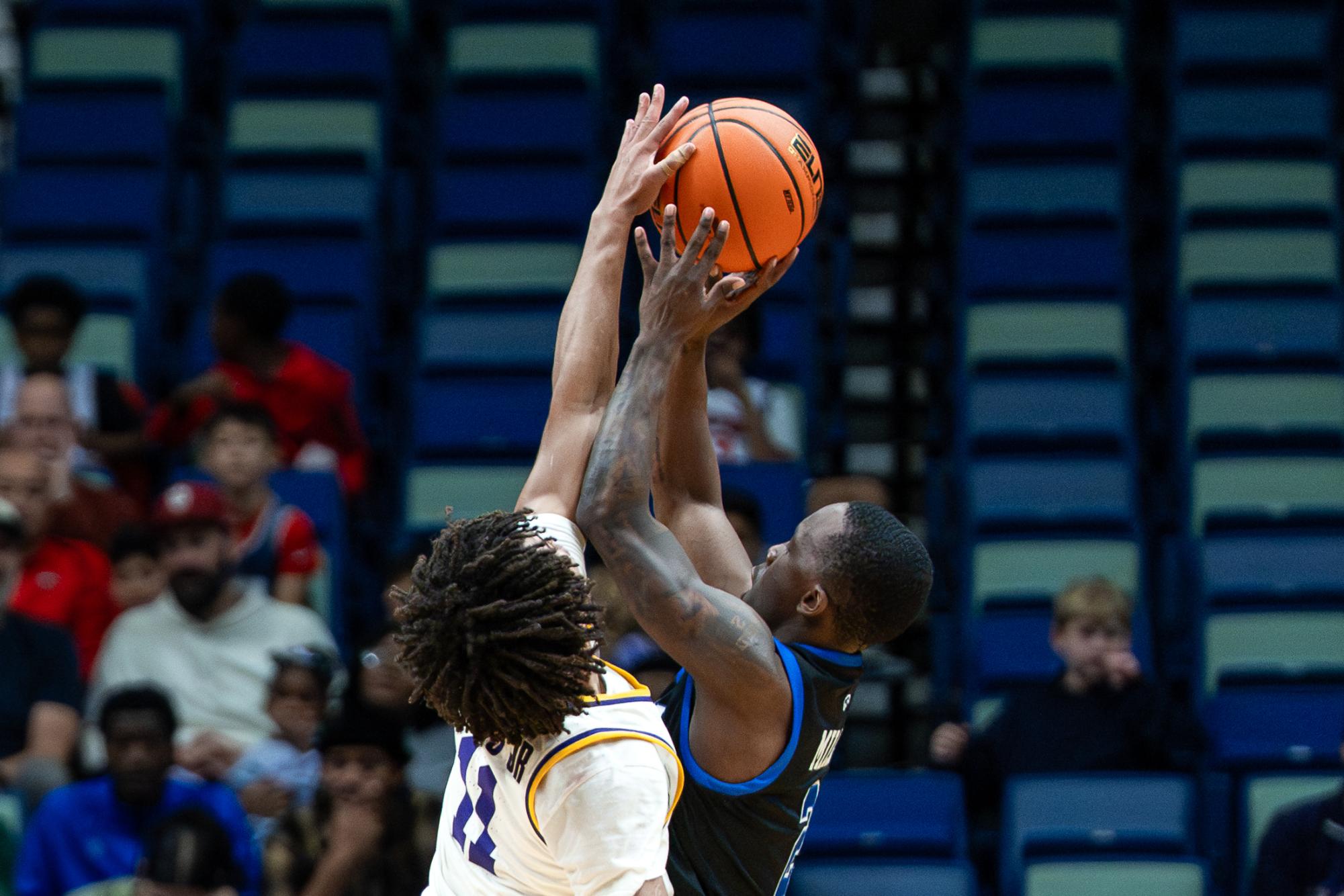 PHOTOS: LSU men's basketball defeats SMU on the road in New Orleans