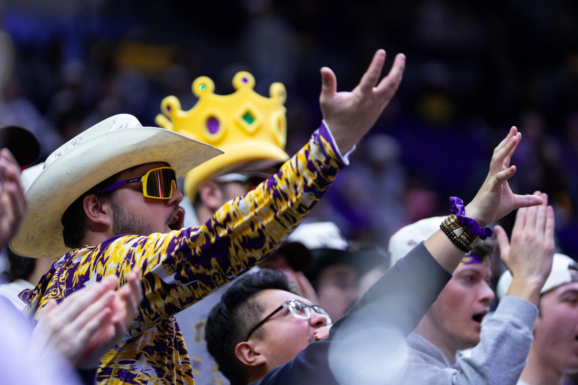 PHOTOS: LSU men's basketball defeats Missouri