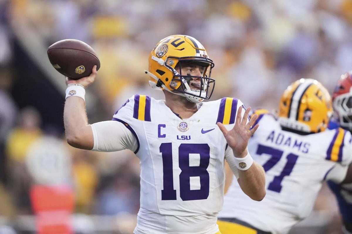 Former LSU Quarterback Garrett Nussmeier recieves Senior Bowl MVP