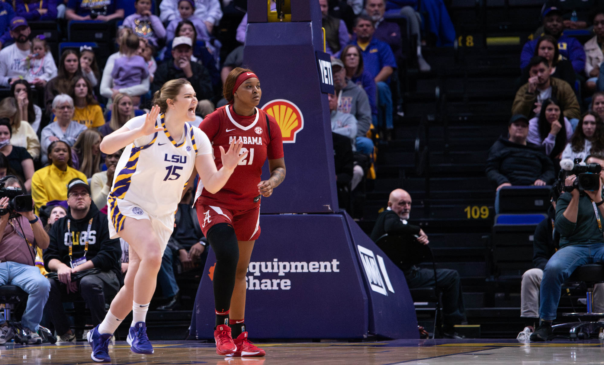 PHOTOS: LSU women's basketball dominates Alabama