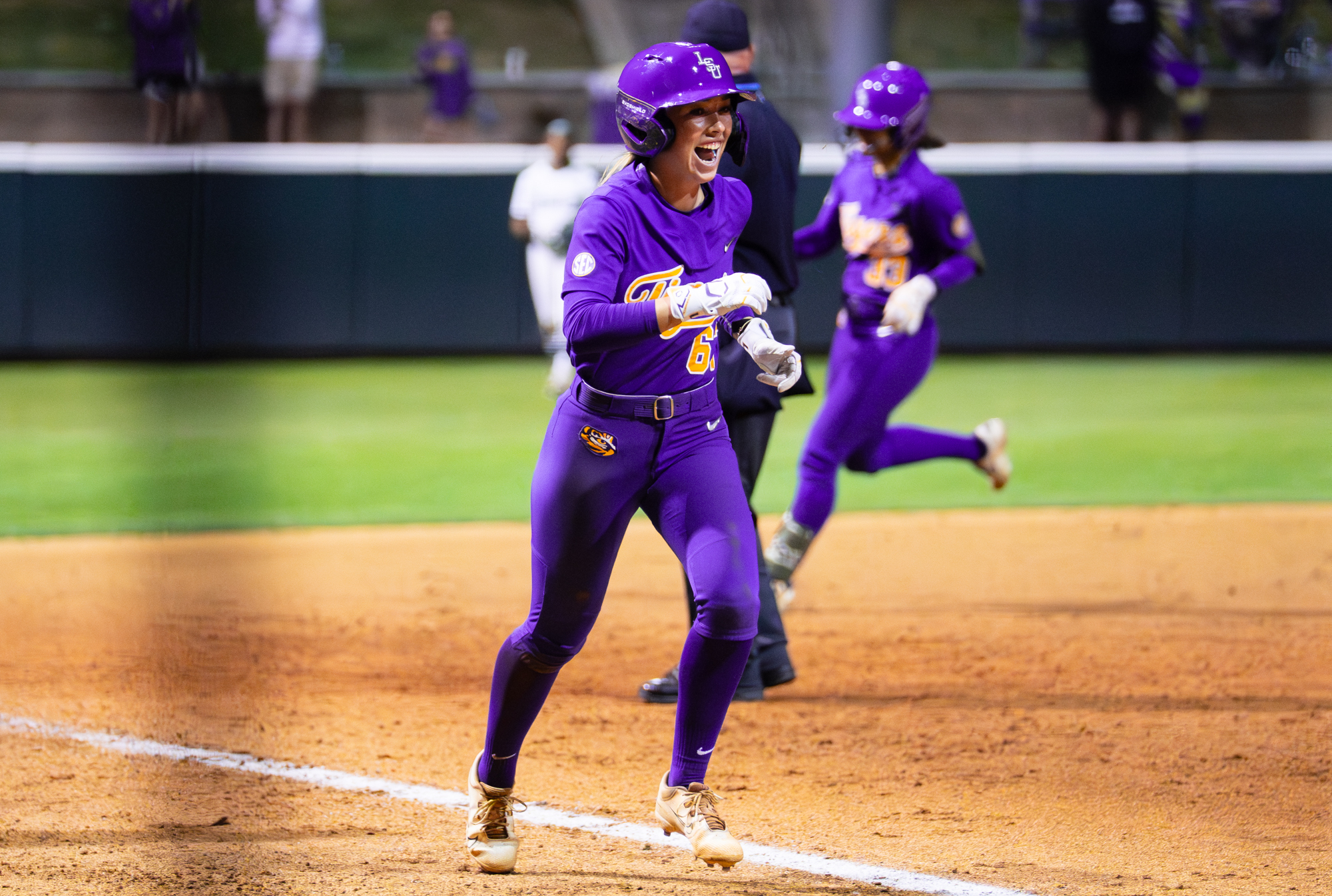 PHOTOS: LSU softball defeats Michigan State after close game