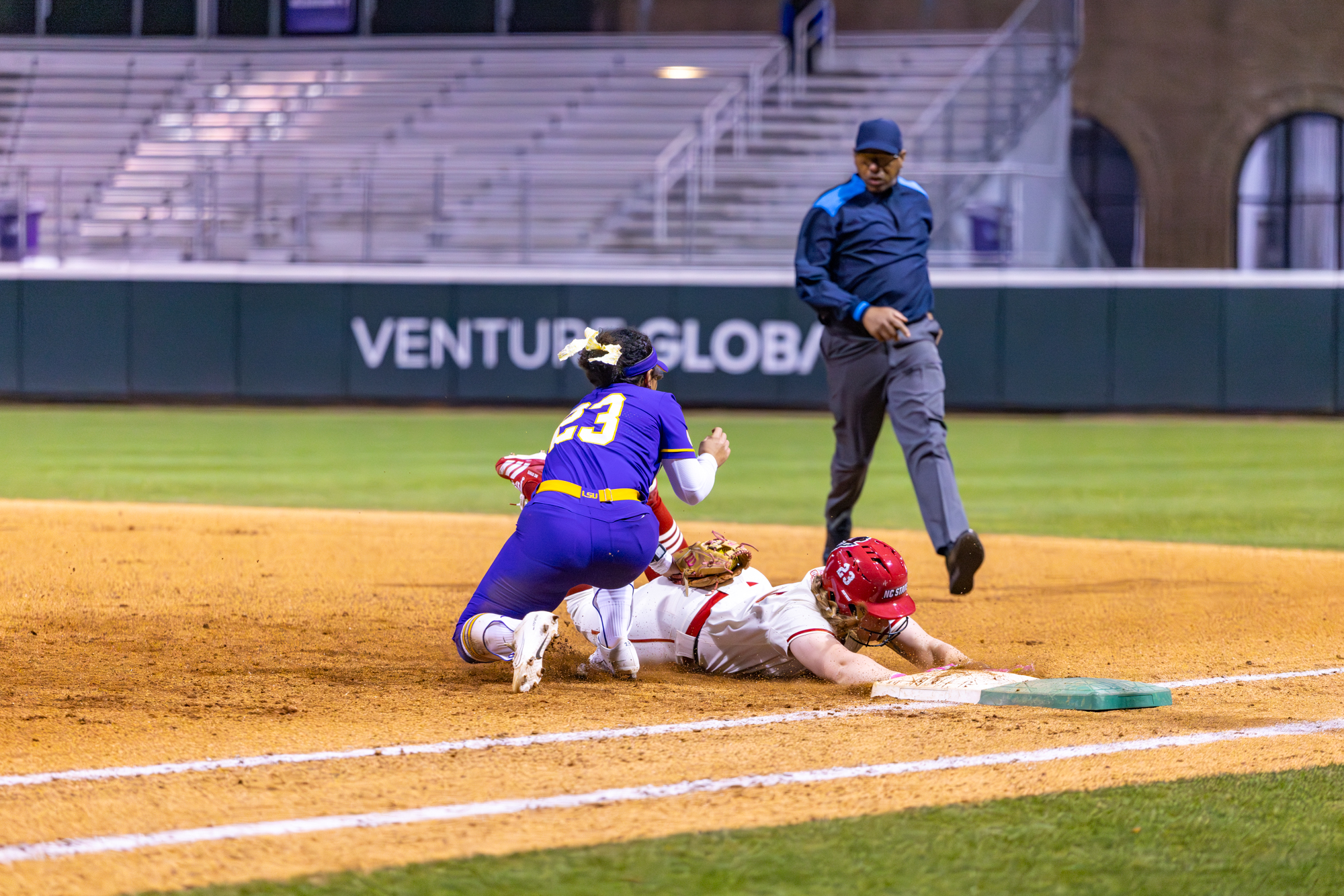 PHOTOS: LSU softball dominates in opening series