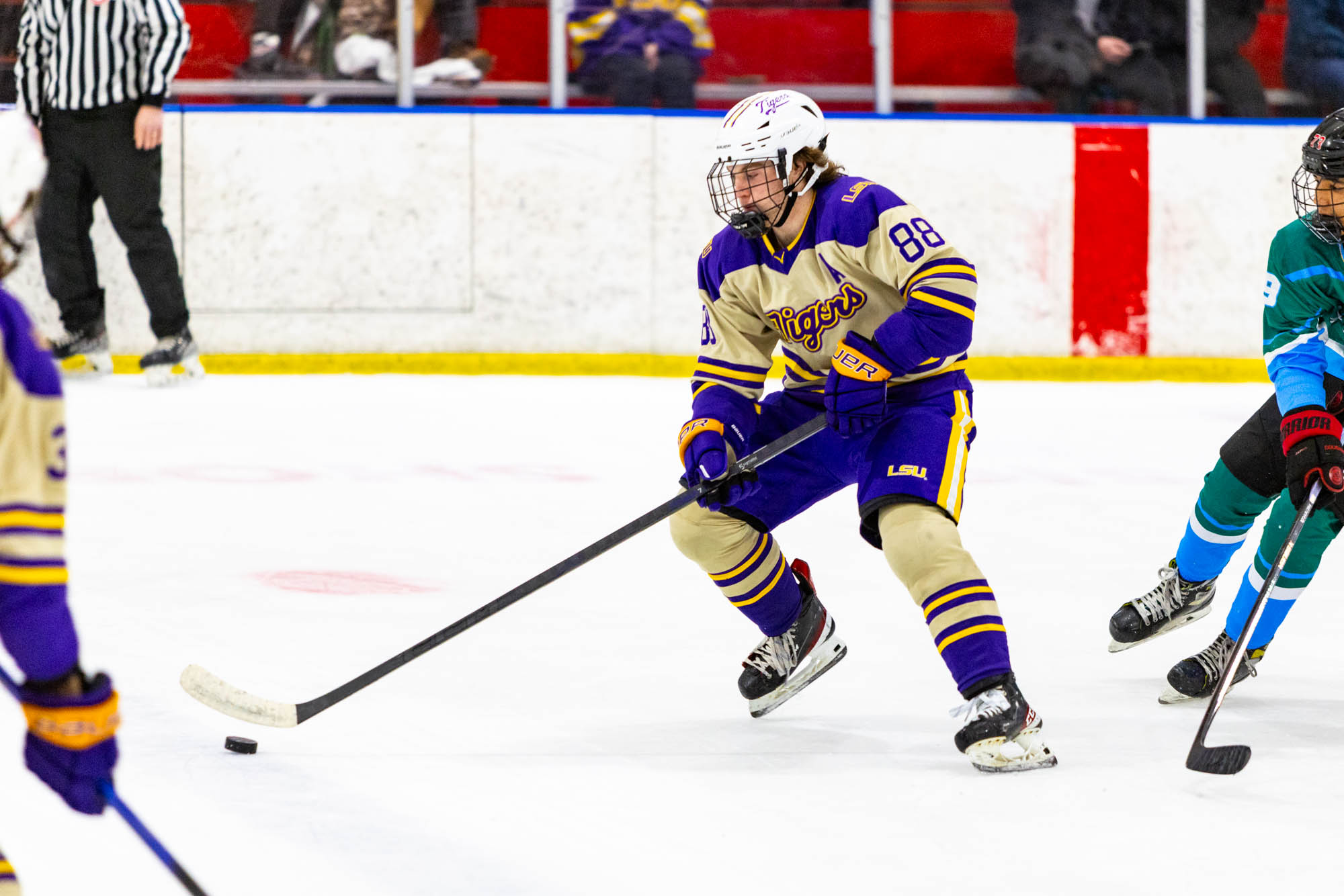 PHOTOS: LSU club hockey crushes Tulane in last home game